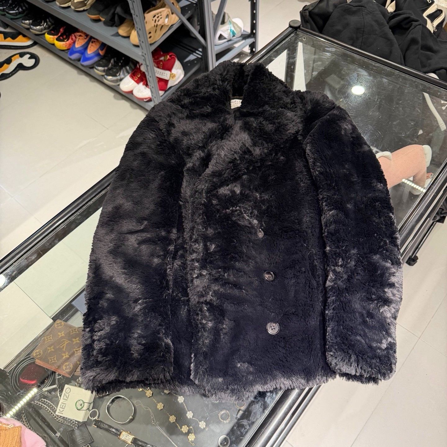 Saint Laurent Paris Saint Laurent Faux Fur Coat Size 36 Size XS / US 0-2 / IT 36-38 - 6 Thumbnail