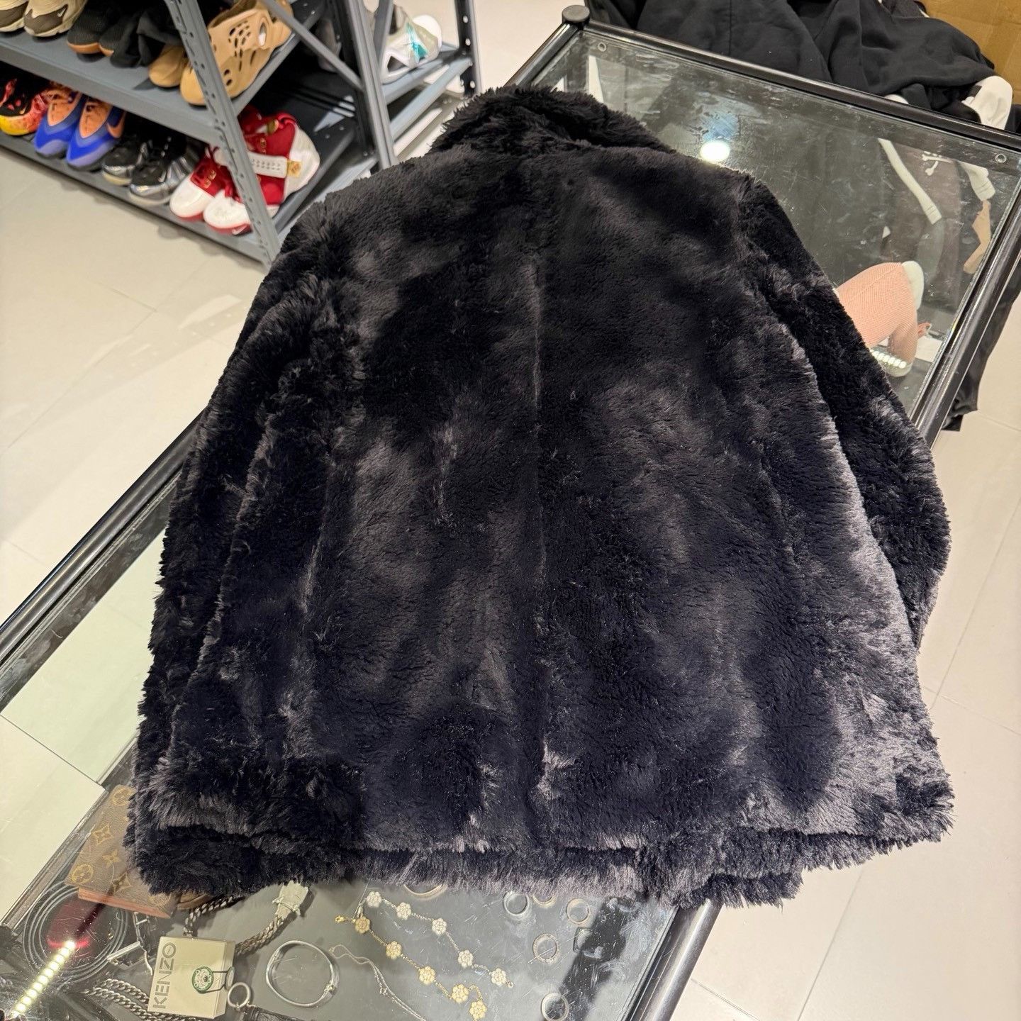 Saint Laurent Paris Saint Laurent Faux Fur Coat Size 36 Size XS / US 0-2 / IT 36-38 - 7 Thumbnail