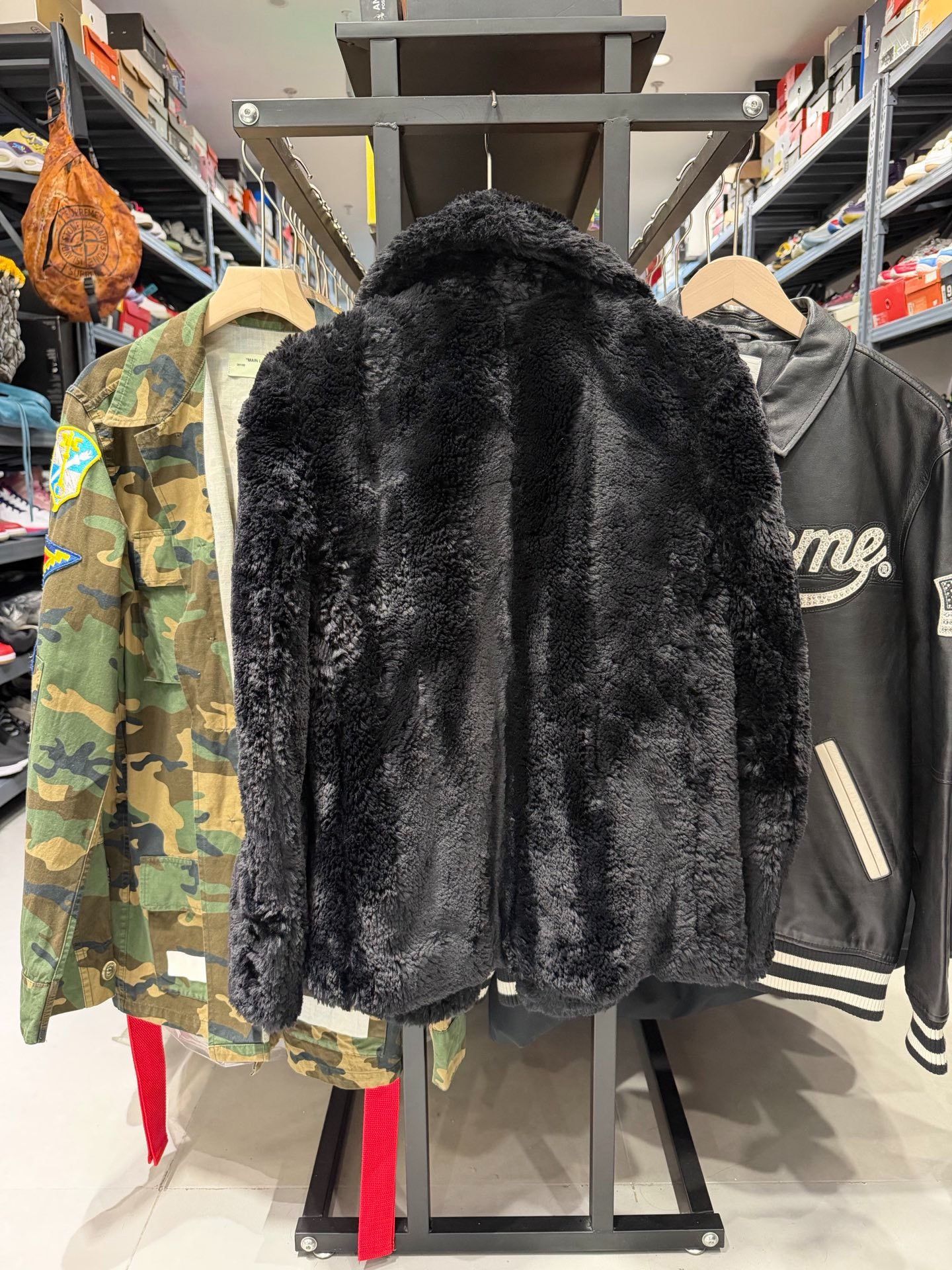 Saint Laurent Paris Saint Laurent Faux Fur Coat Size 36 Size XS / US 0-2 / IT 36-38 - 3 Thumbnail
