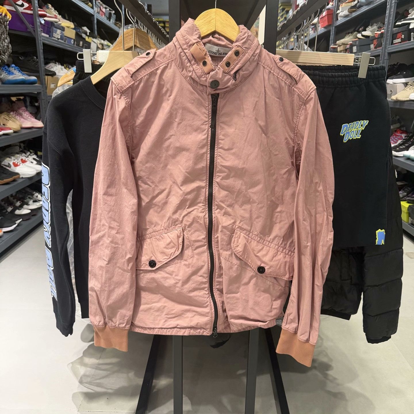 Stone Island Stone Island Salmon Light Jacket Size L Size US L / EU 52-54 / 3 - 2 Thumbnail
