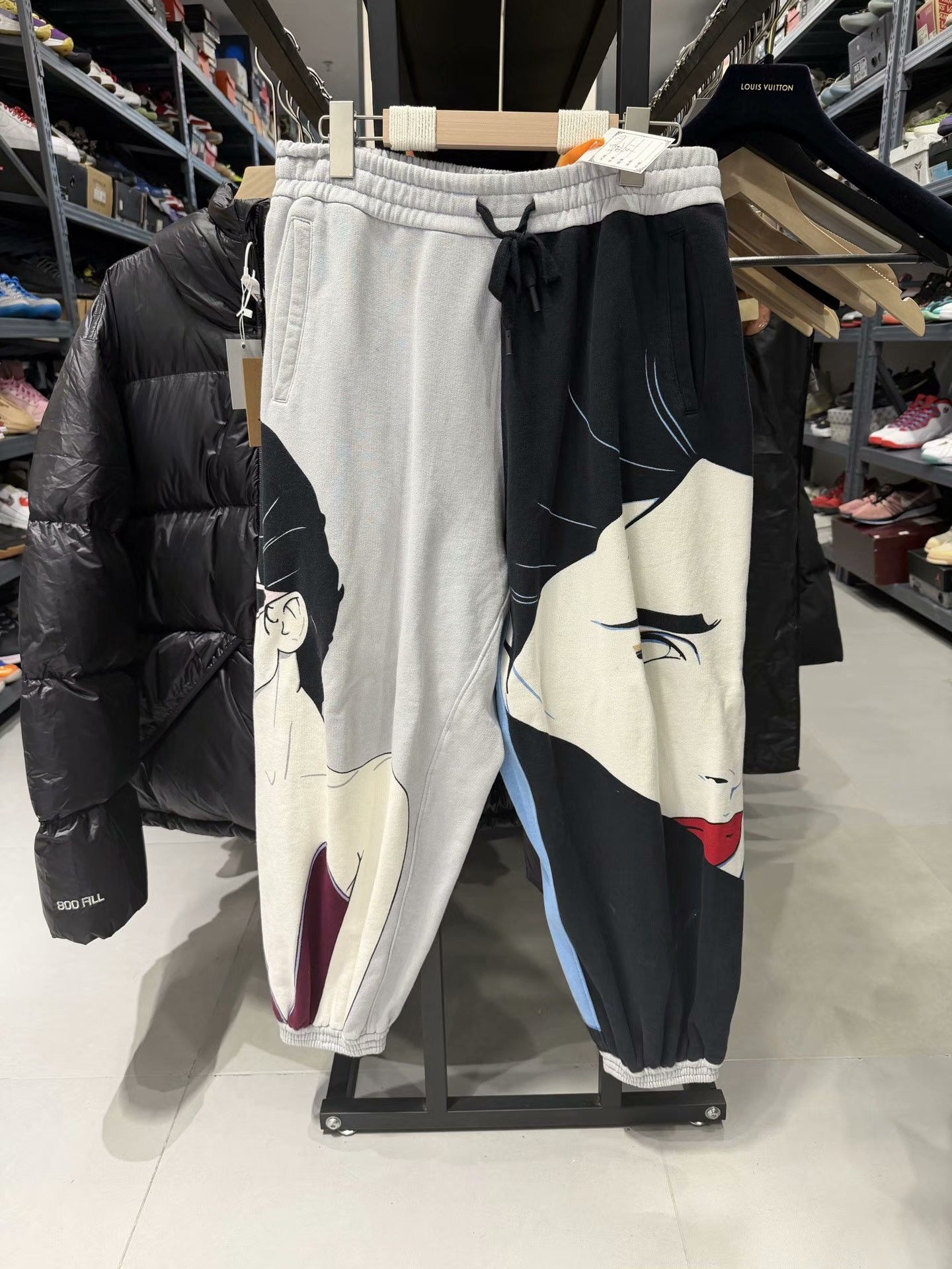Gucci Gucci Graphic Sweatpants Size M Size US 32 / EU 48 - 2 Thumbnail