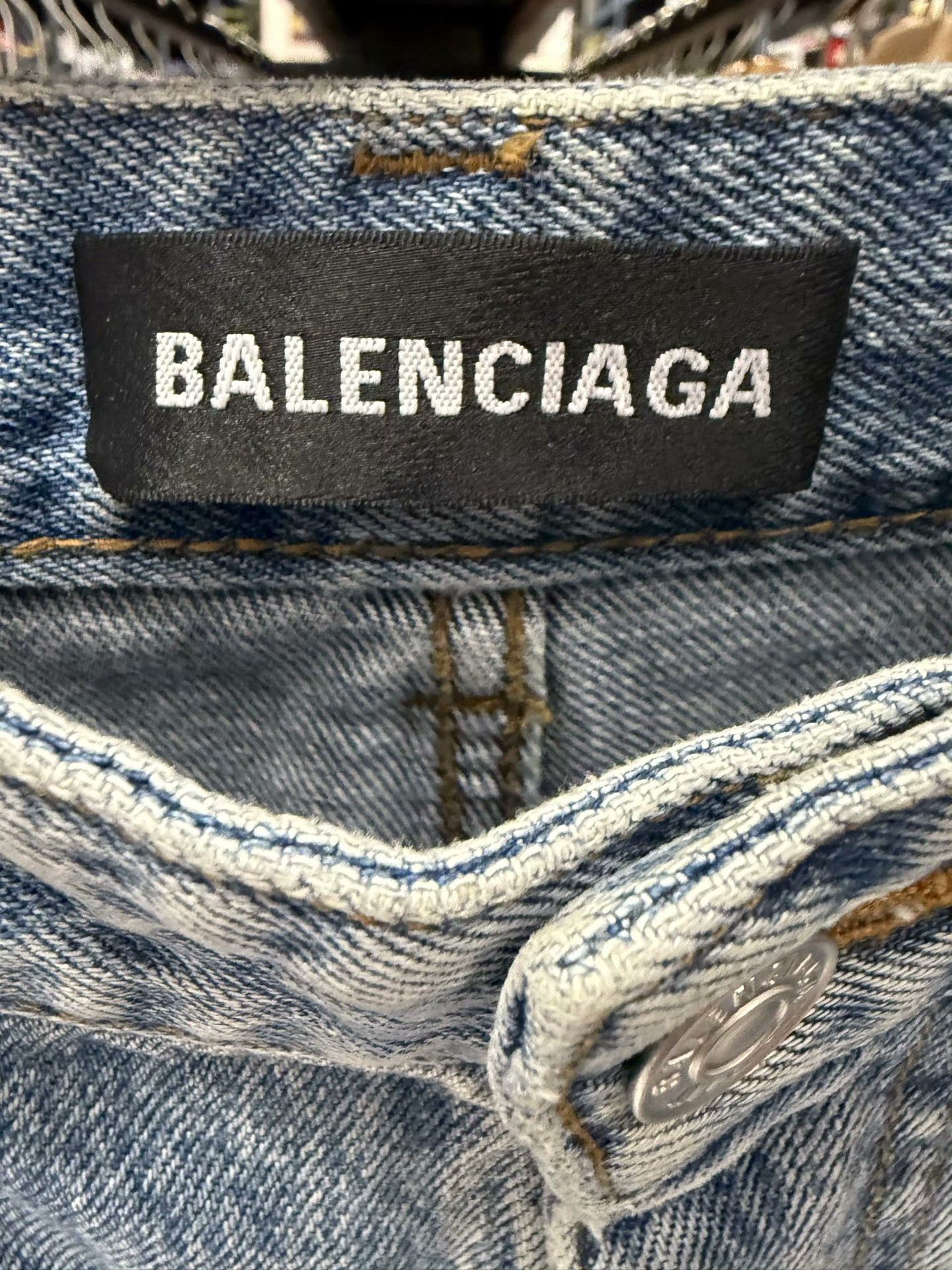 Balenciaga Balenciaga Distressed Denim Jeans Size 32 Size US 32 / EU 48 - 4 Thumbnail