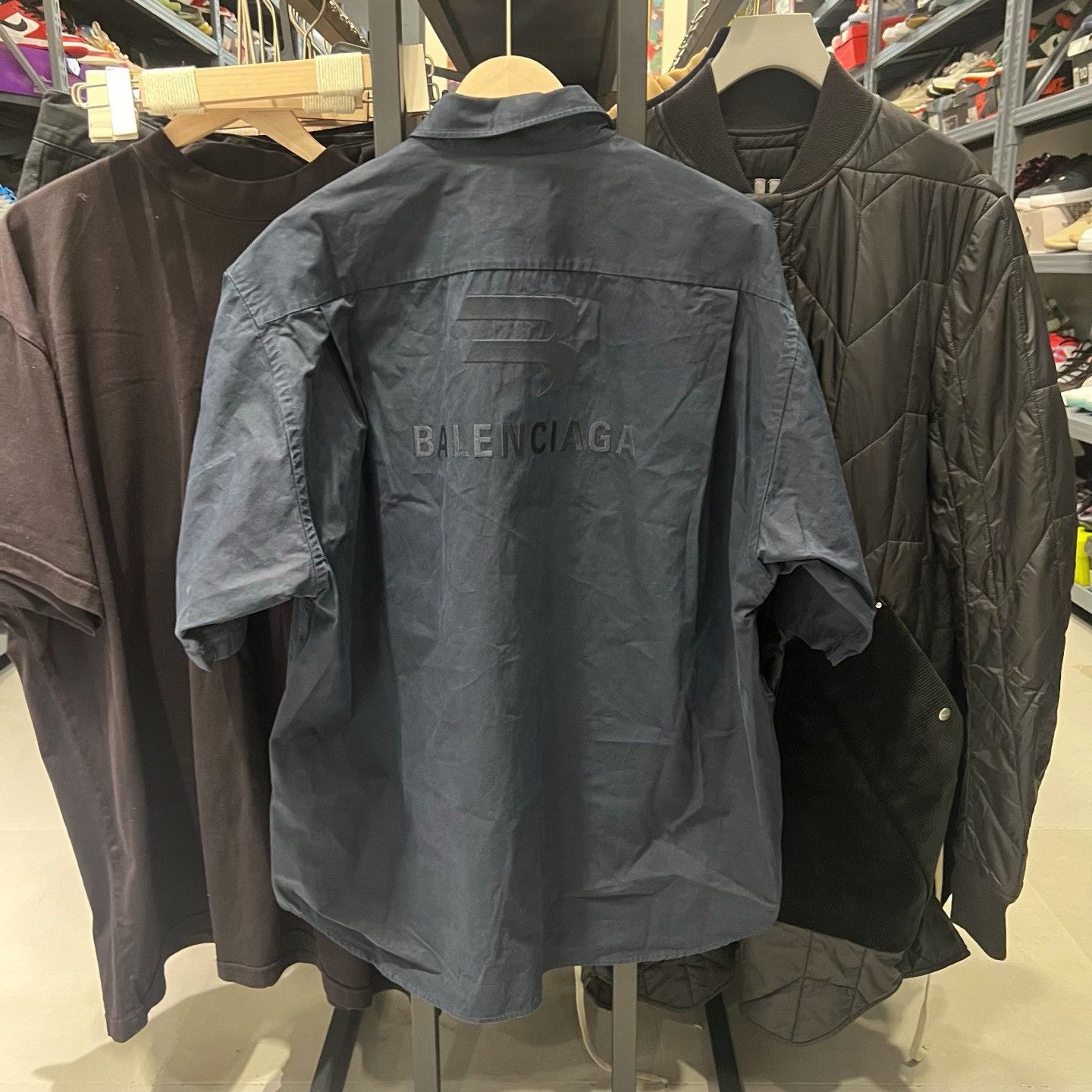 Balenciaga Balenciaga Embroidered Logo Short Sleeve Shirt Size M Size US M / EU 48-50 / 2 - 3 Thumbnail