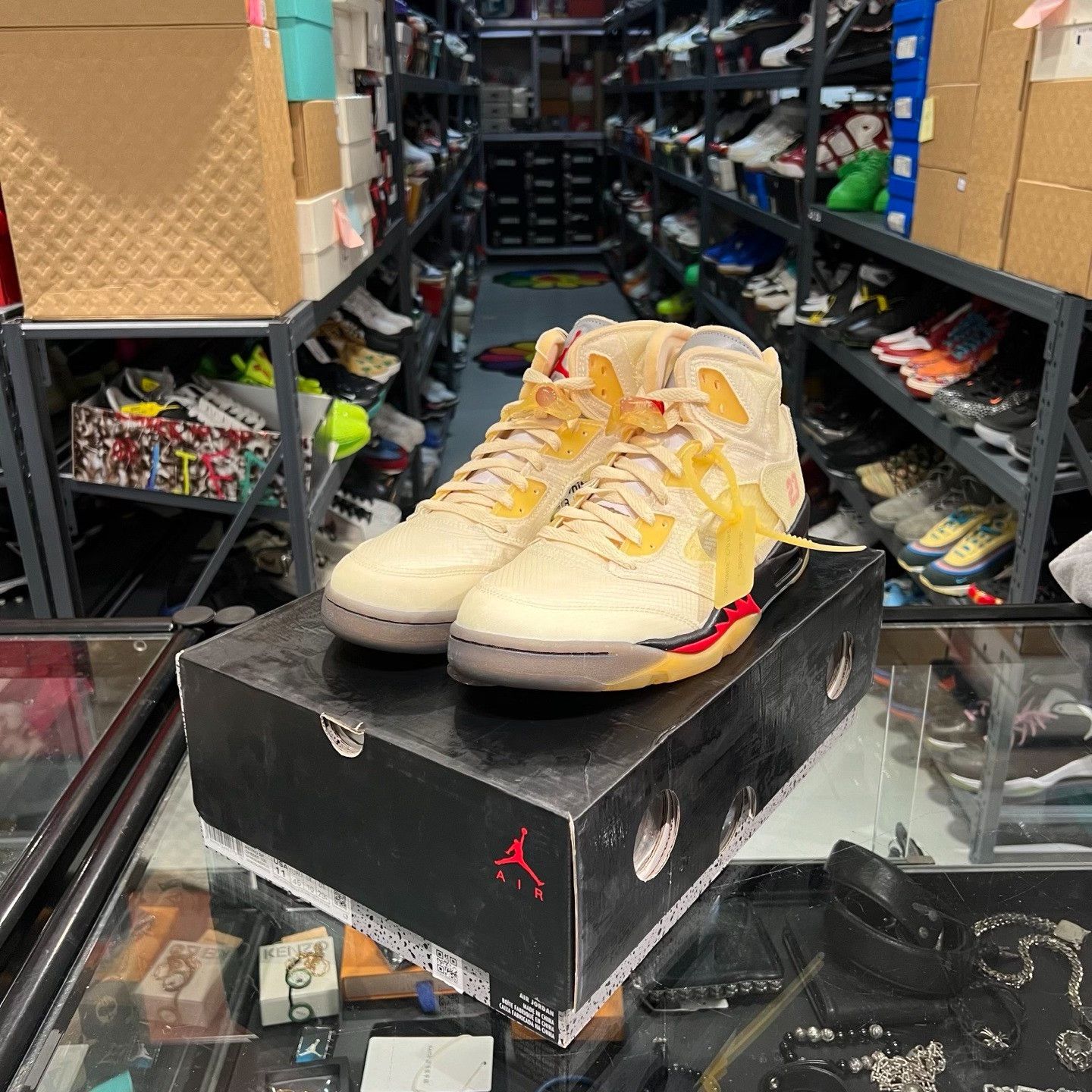 Nike Off-White x Nike Air Jordan 5 Sail Size 11 Size US 11 / EU 44 - 2 Thumbnail