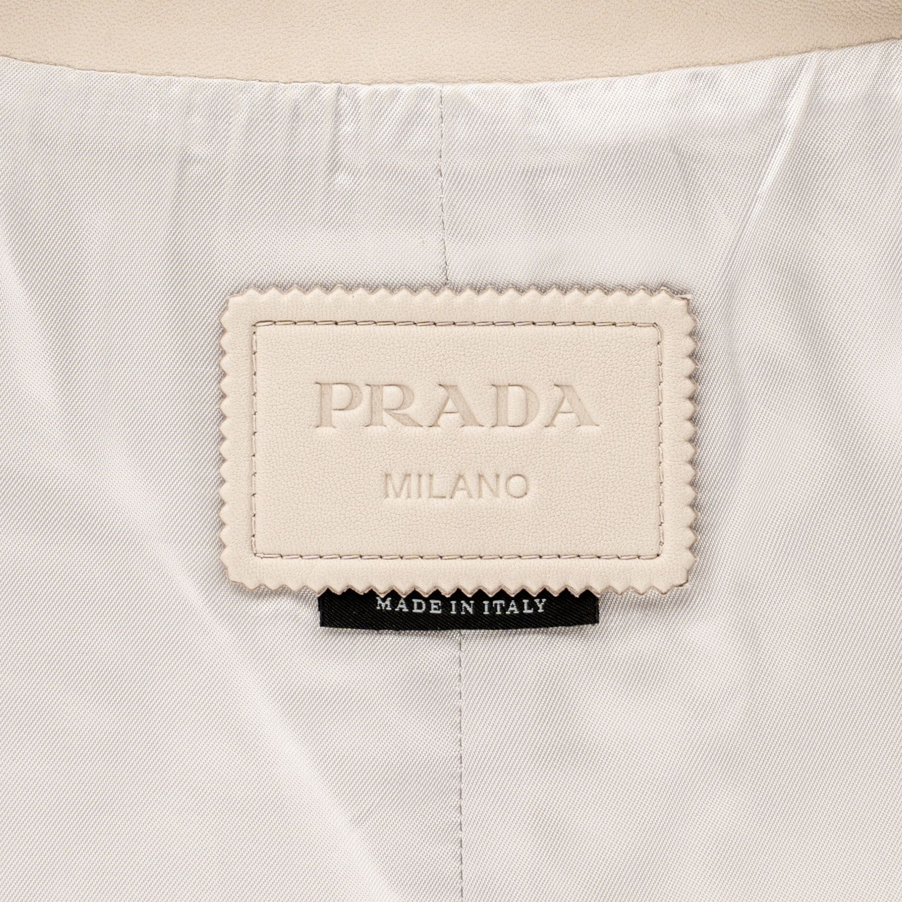 Prada Satin Lined Button Up Short Sleeve Shirt Beige Size US L / EU 52-54 / 3 - 4 Thumbnail