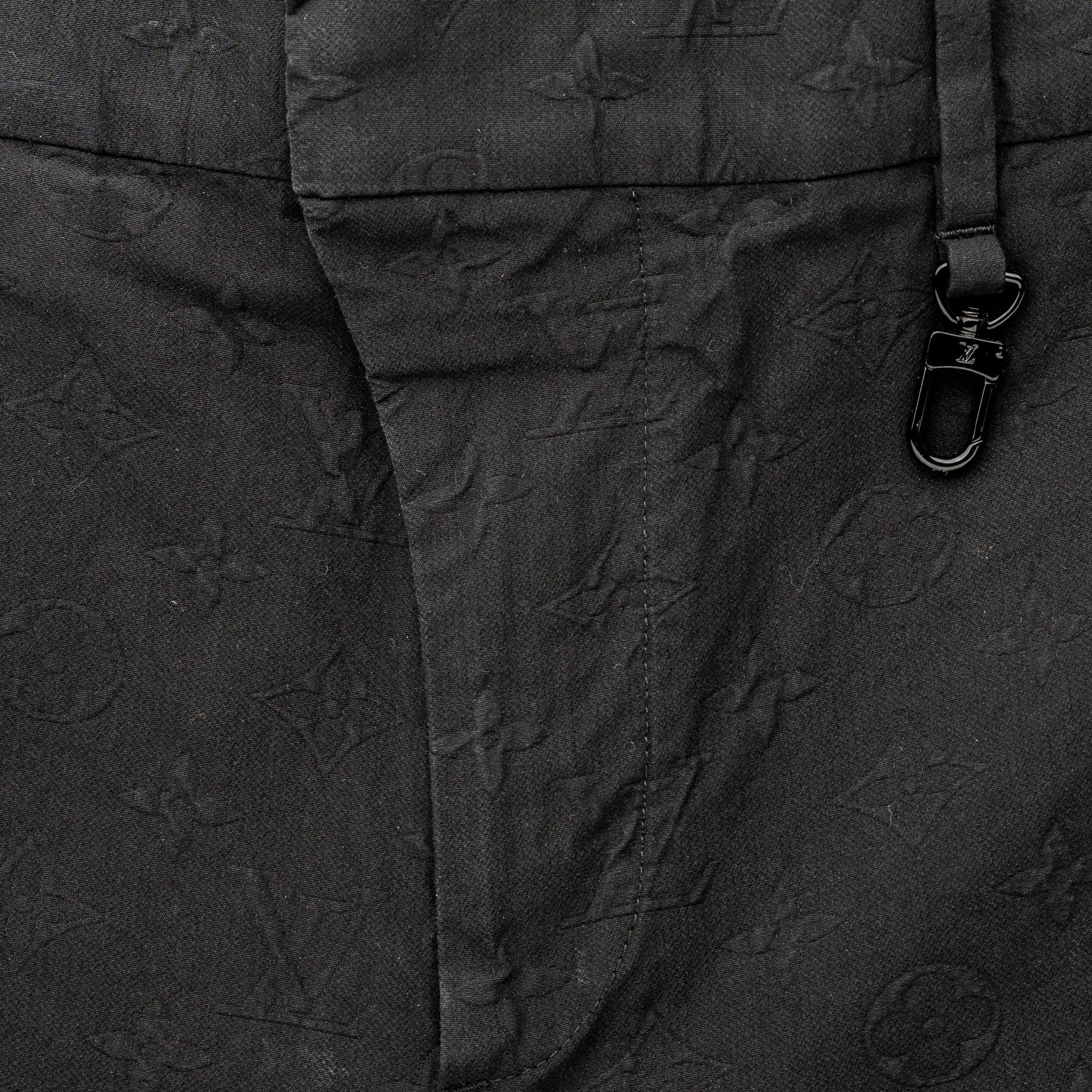 Louis Vuitton Monogram Embossed Chino Pants Black Size US 40 / EU 56 - 3 Thumbnail