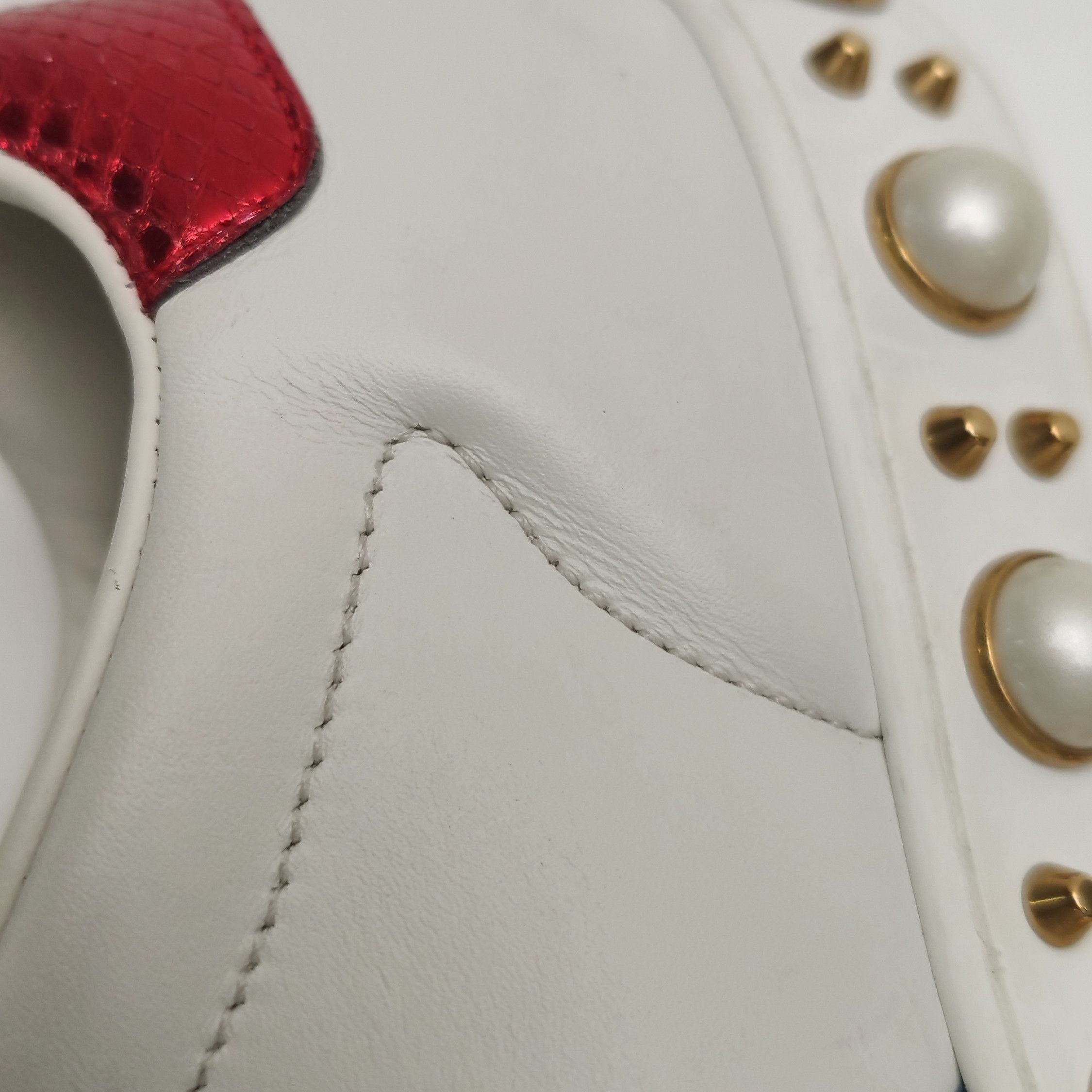 Gucci Gucci Women 6 Lowtop Sneakers Size US 6 / IT 36 - 22 Thumbnail