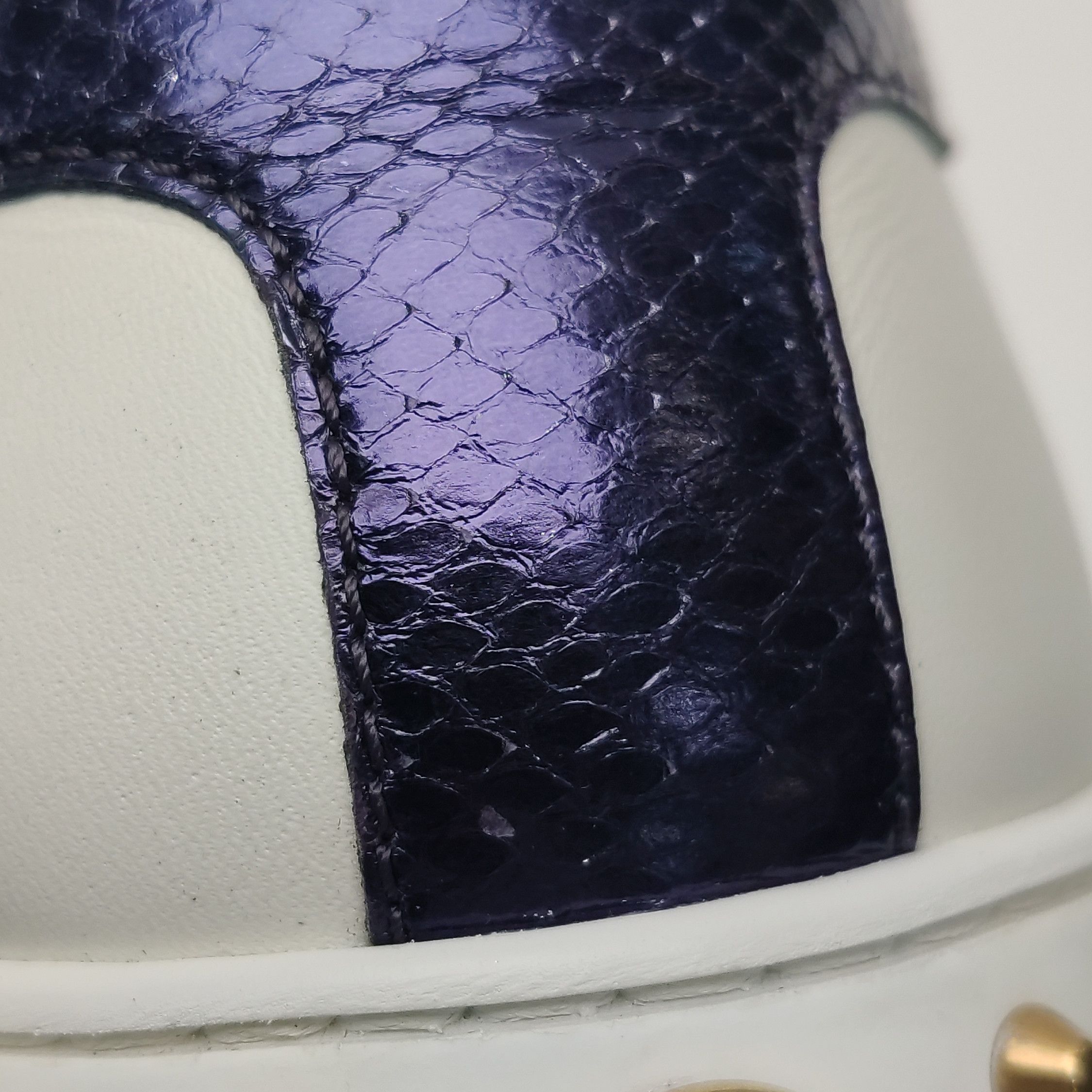 Gucci Gucci Women 6 Lowtop Sneakers Size US 6 / IT 36 - 8 Thumbnail