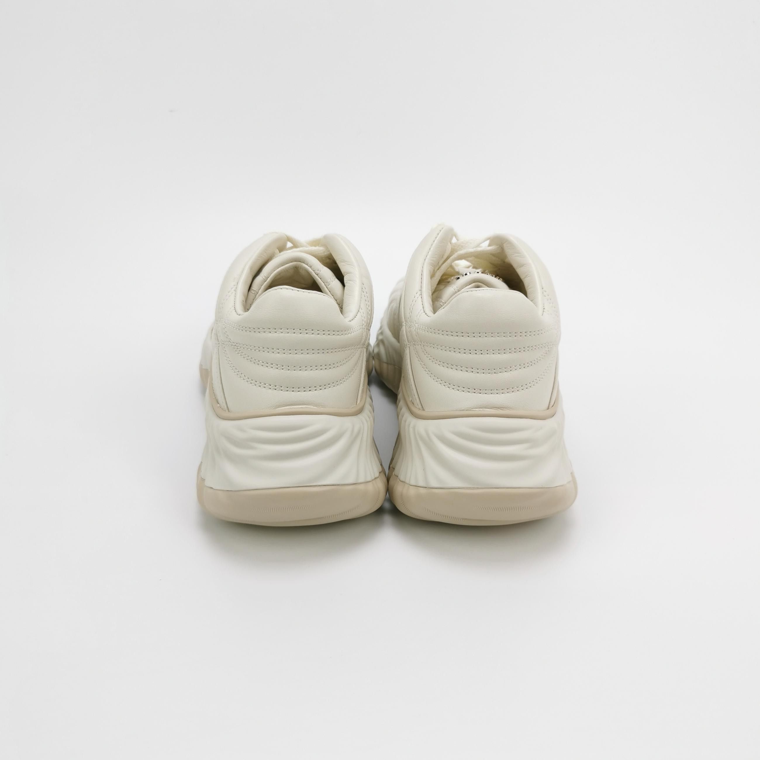 Gucci Gucci Women 5 Lowtop Sneakers Size US 5 / IT 35 - 4 Thumbnail
