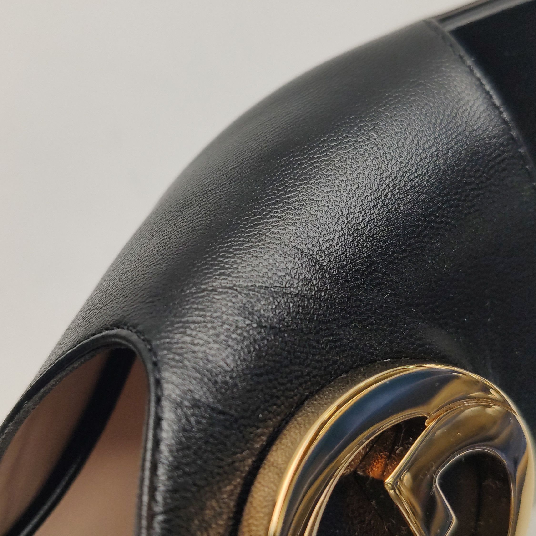 Gucci Gucci Women 9 Sandals Size US 9 / IT 39 - 11 Thumbnail