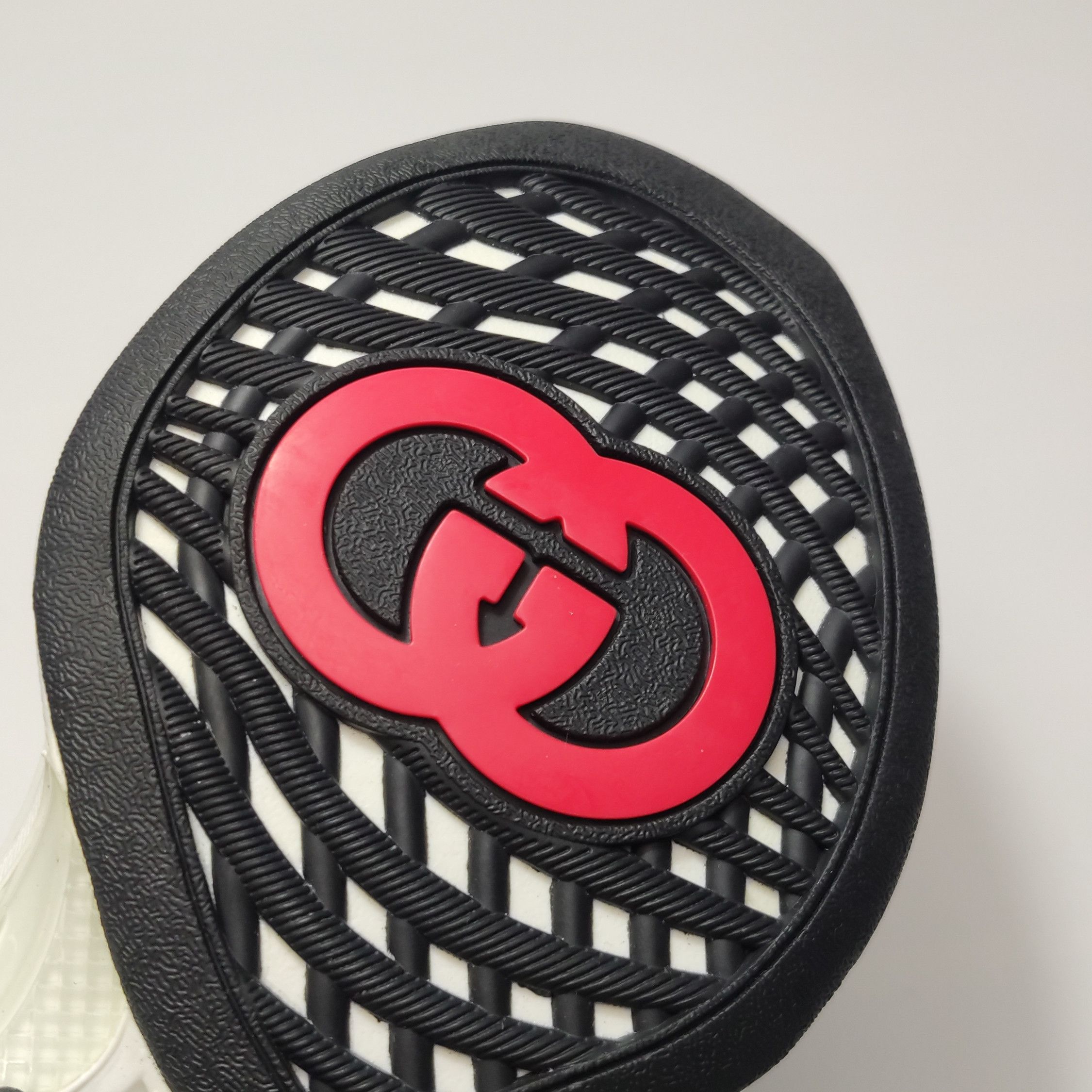 Gucci Gucci Women 5 Lowtop Sneakers Size US 5 / IT 35 - 10 Thumbnail