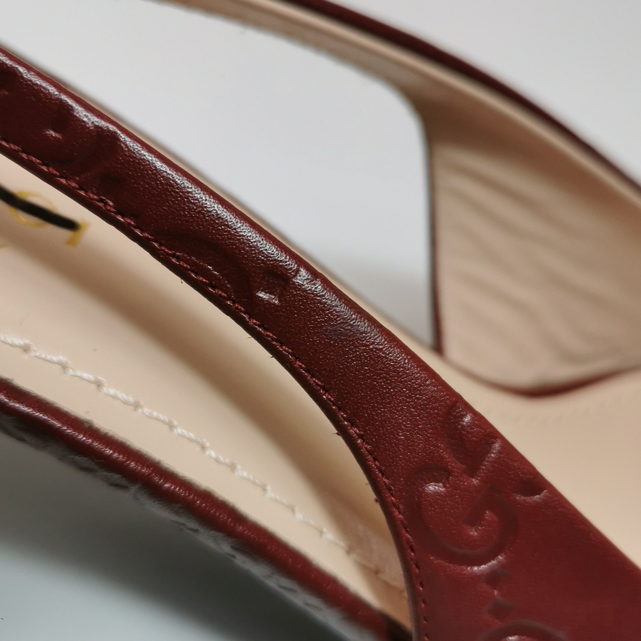 Gucci Gucci Women 7-5 Flats Size US 7.5 / IT 37.5 - 7 Thumbnail