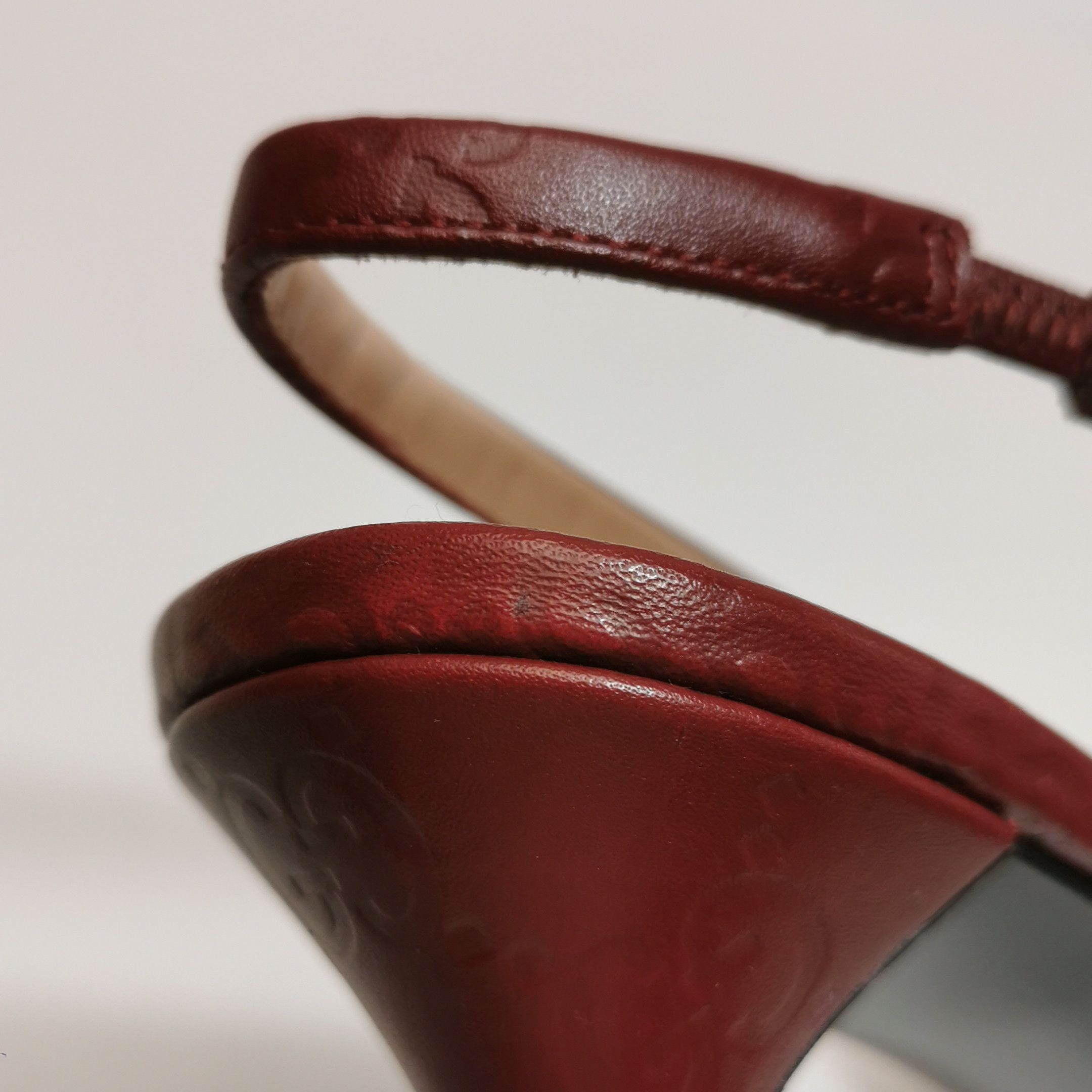 Gucci Gucci Women 7-5 Flats Size US 7.5 / IT 37.5 - 9 Thumbnail