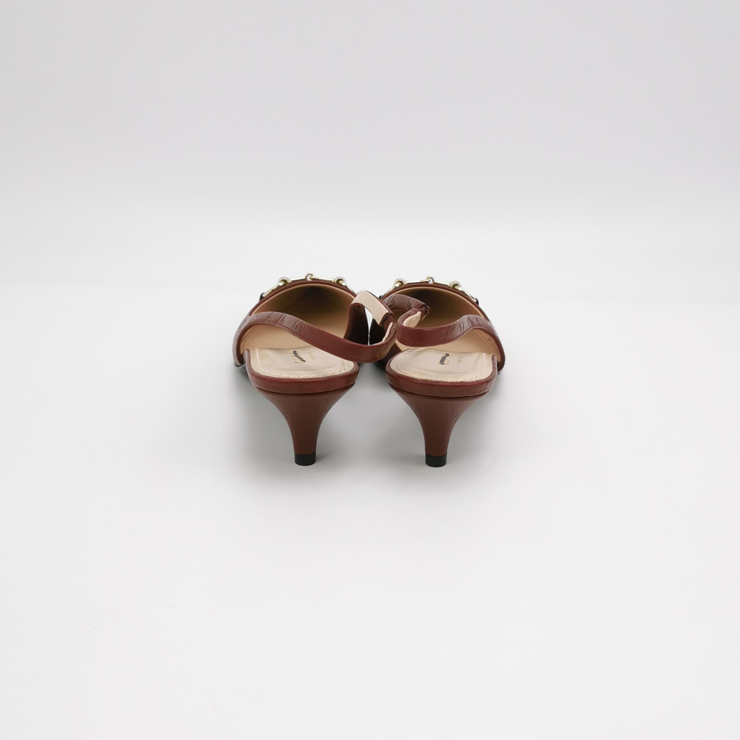 Gucci Gucci Women 7-5 Flats Size US 7.5 / IT 37.5 - 4 Thumbnail