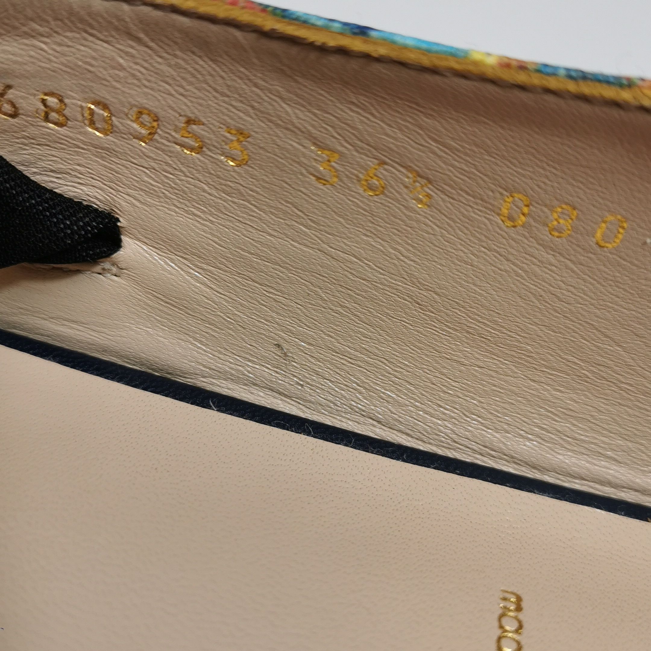 Gucci Gucci Women 6-5 Flats Size US 6.5 / IT 36.5 - 10 Thumbnail
