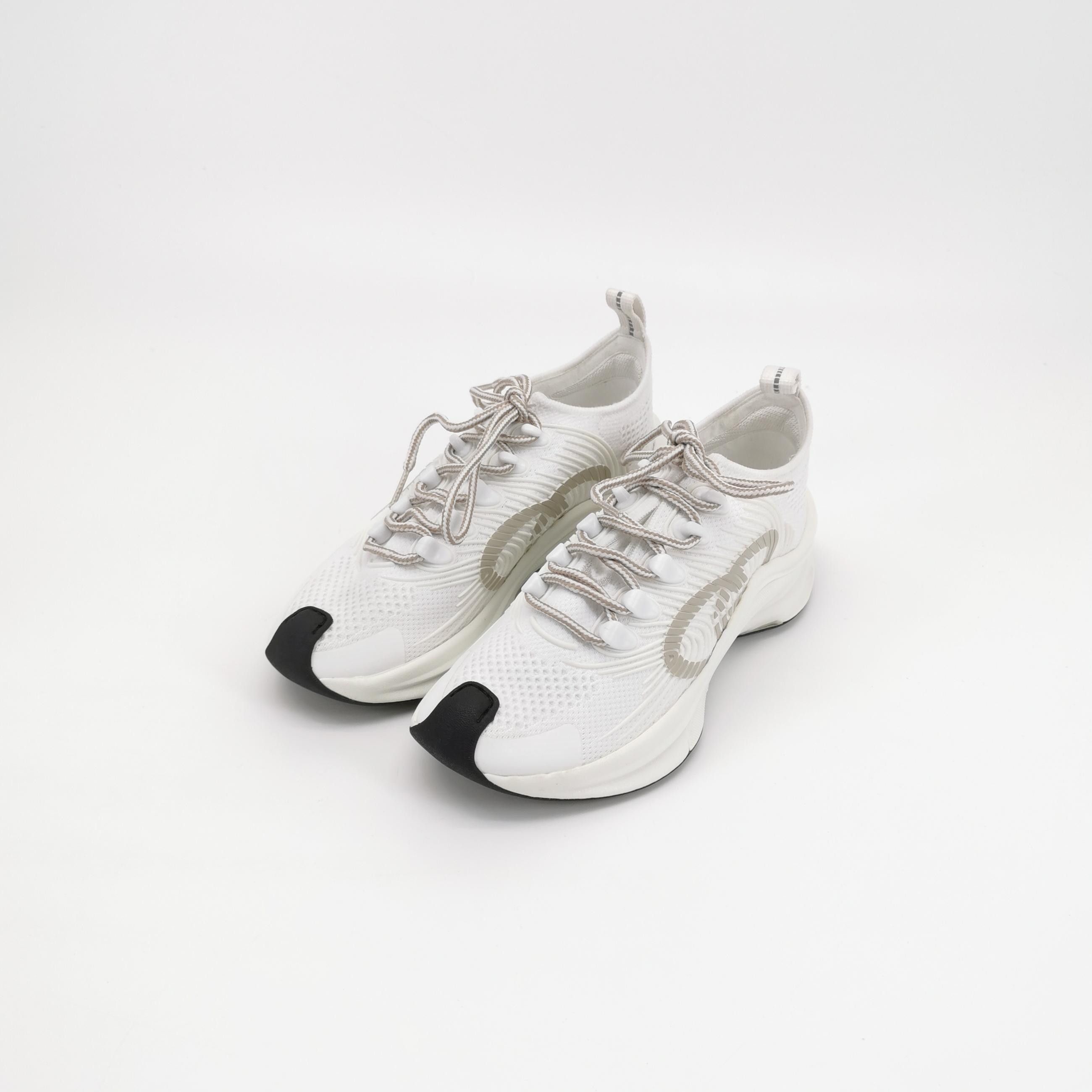 Gucci Gucci Women it_34 Lowtop Sneakers Size US 4 / IT 34 - 2 Thumbnail