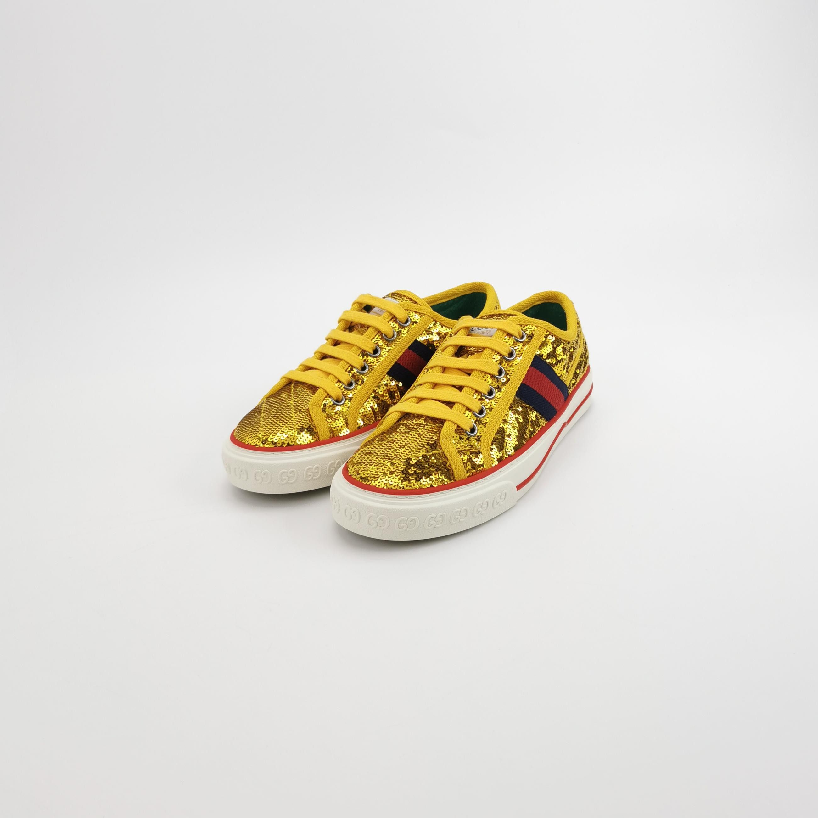 Gucci Gucci Women 5 Lowtop Sneakers Size US 5 / IT 35 - 2 Thumbnail