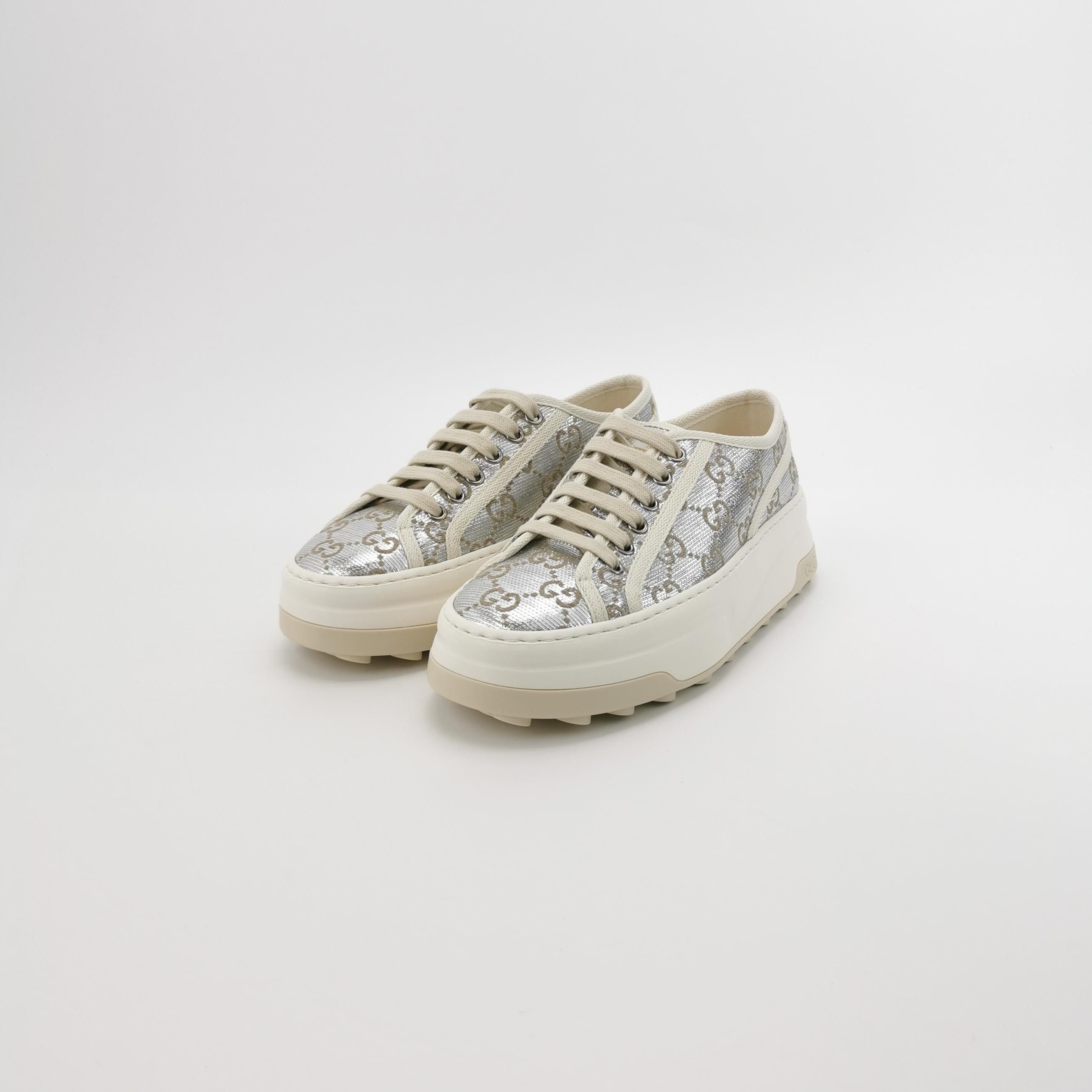 Gucci Gucci Women 6 Lowtop Sneakers Size US 6 / IT 36 - 2 Thumbnail