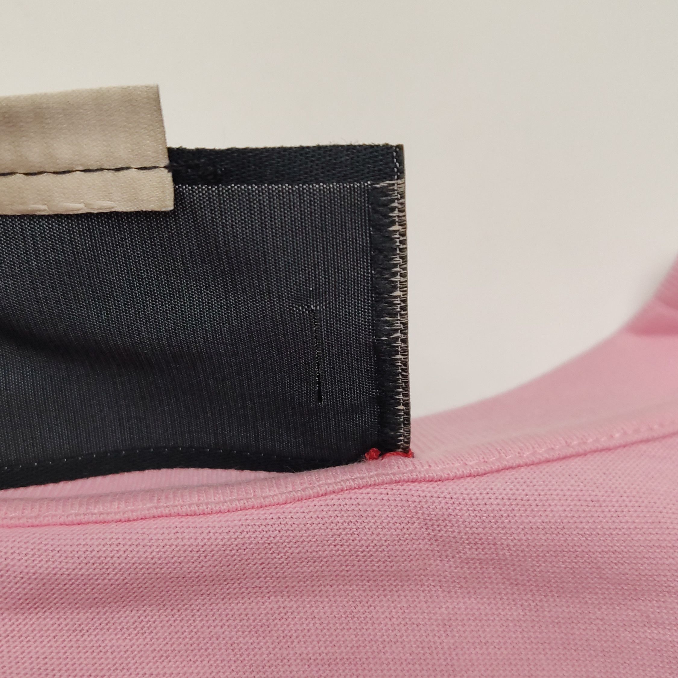 Gucci Gucci Women xs Short Sleeve Shirts Size XS / US 0-2 / IT 36-38 - 8 Thumbnail