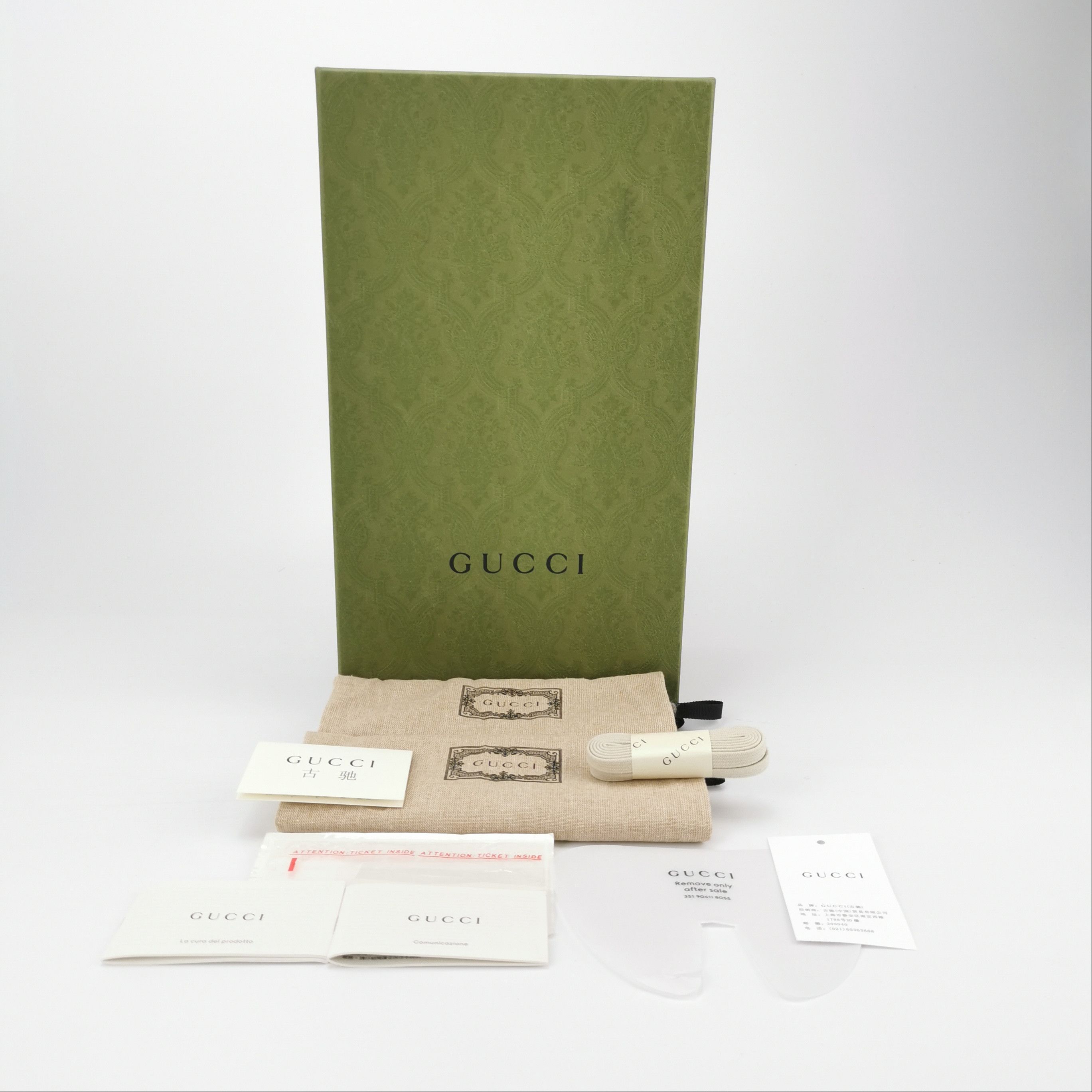 Gucci Gucci Women 5 Lowtop Sneakers Size US 5 / IT 35 - 6 Thumbnail