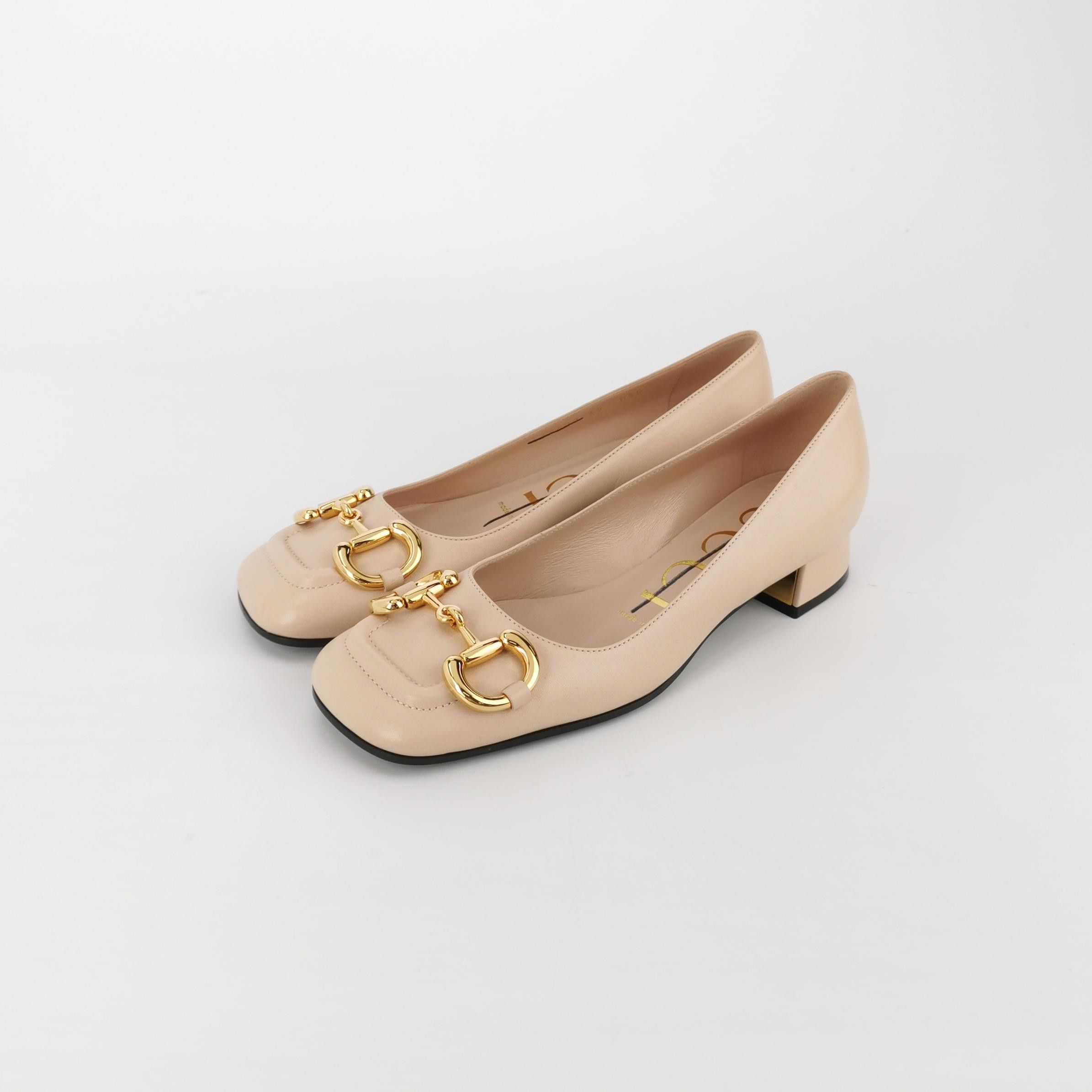 Gucci Gucci Women 5 Flats Size US 5 / IT 35 - 2 Thumbnail