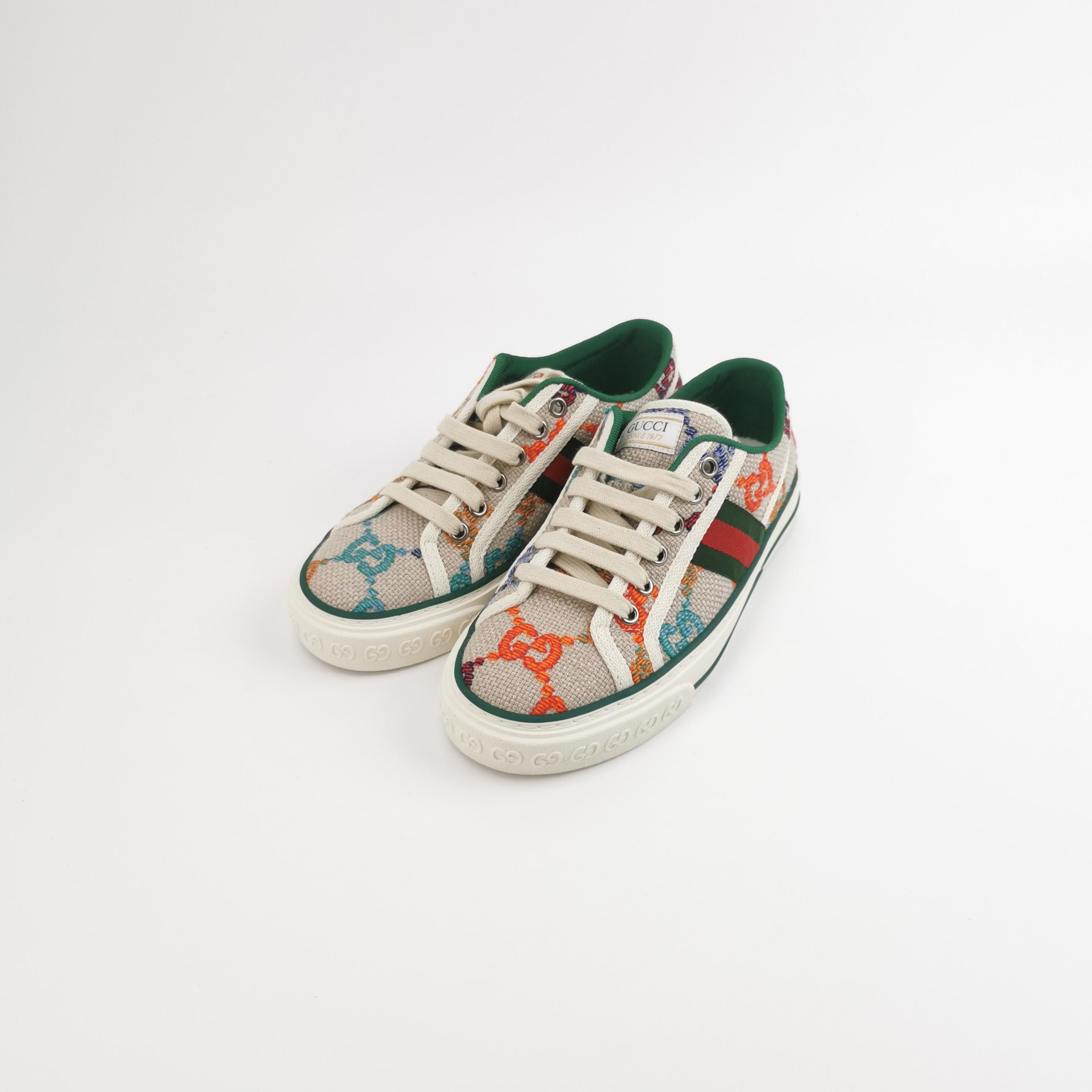 Gucci Gucci Women 5 Lowtop Sneakers Size US 5 / IT 35 - 2 Thumbnail