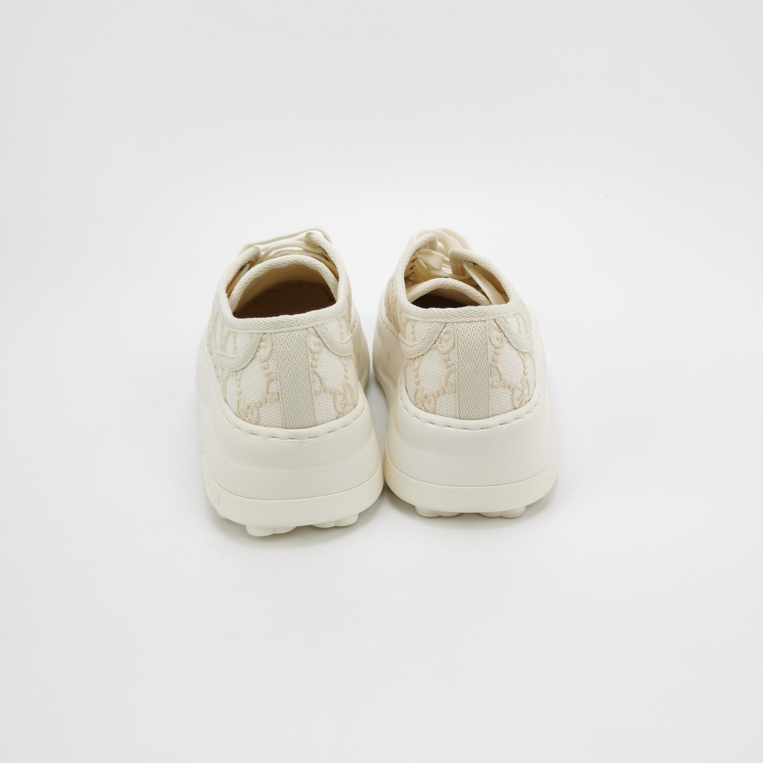 Gucci Gucci Women 6-5 Lowtop Sneakers Size US 6.5 / IT 36.5 - 4 Thumbnail