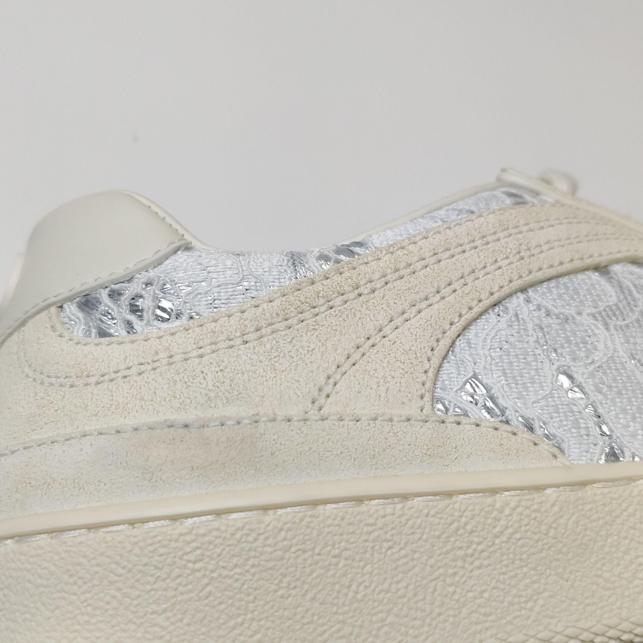 Gucci Gucci Women 6 Lowtop Sneakers Size US 6 / IT 36 - 8 Thumbnail