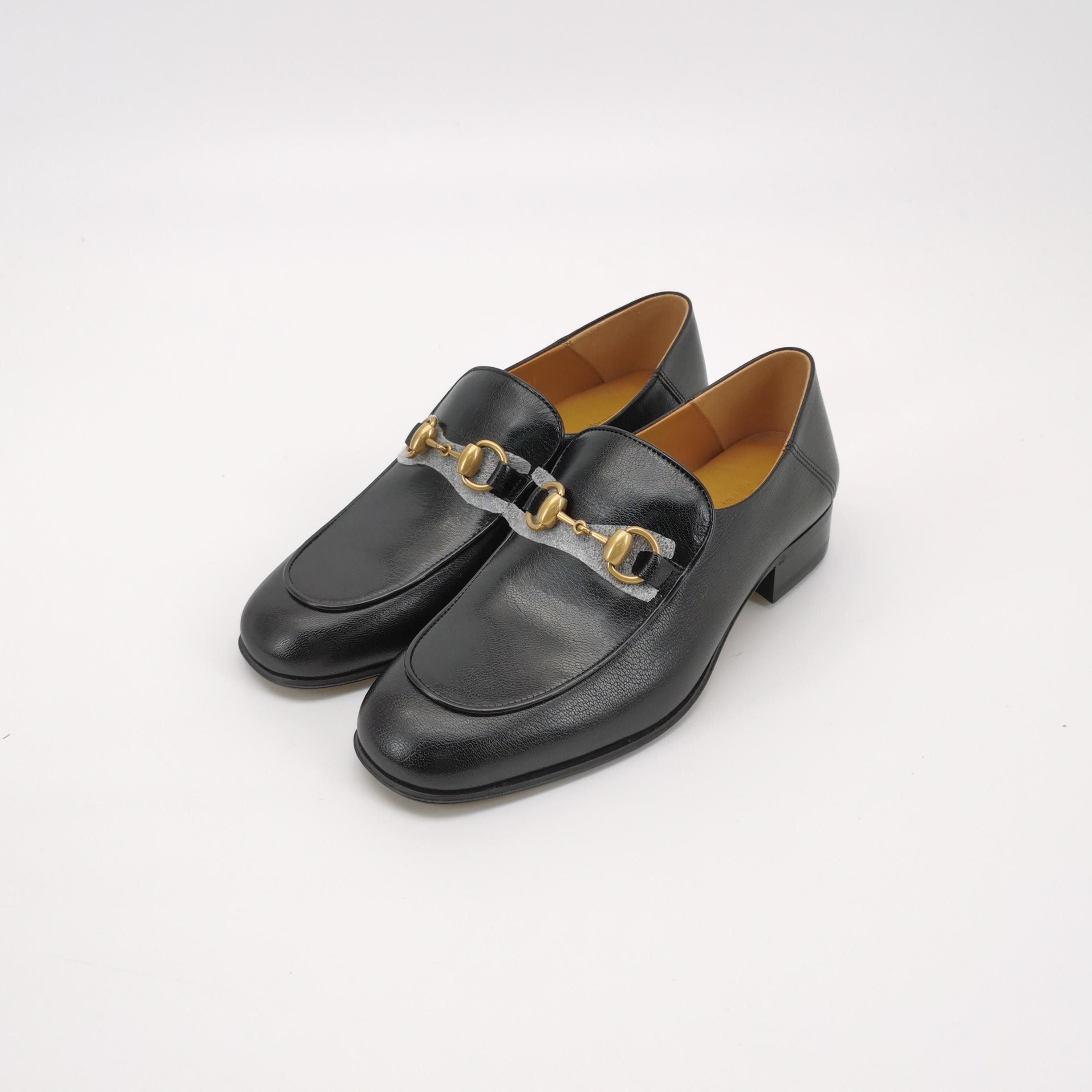 Gucci Gucci Women 6-5 Flats Size US 6.5 / IT 36.5 - 2 Thumbnail