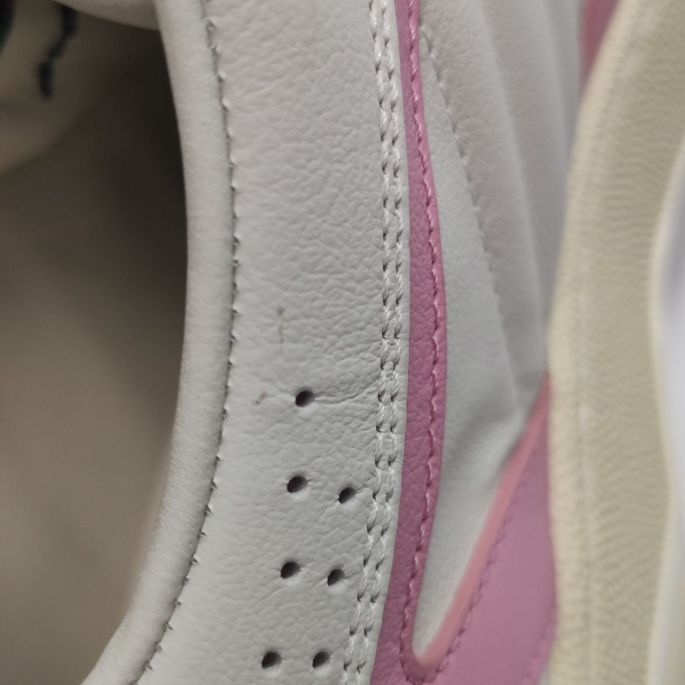 Gucci Gucci Women 6-5 Lowtop Sneakers Size US 6.5 / IT 36.5 - 7 Thumbnail
