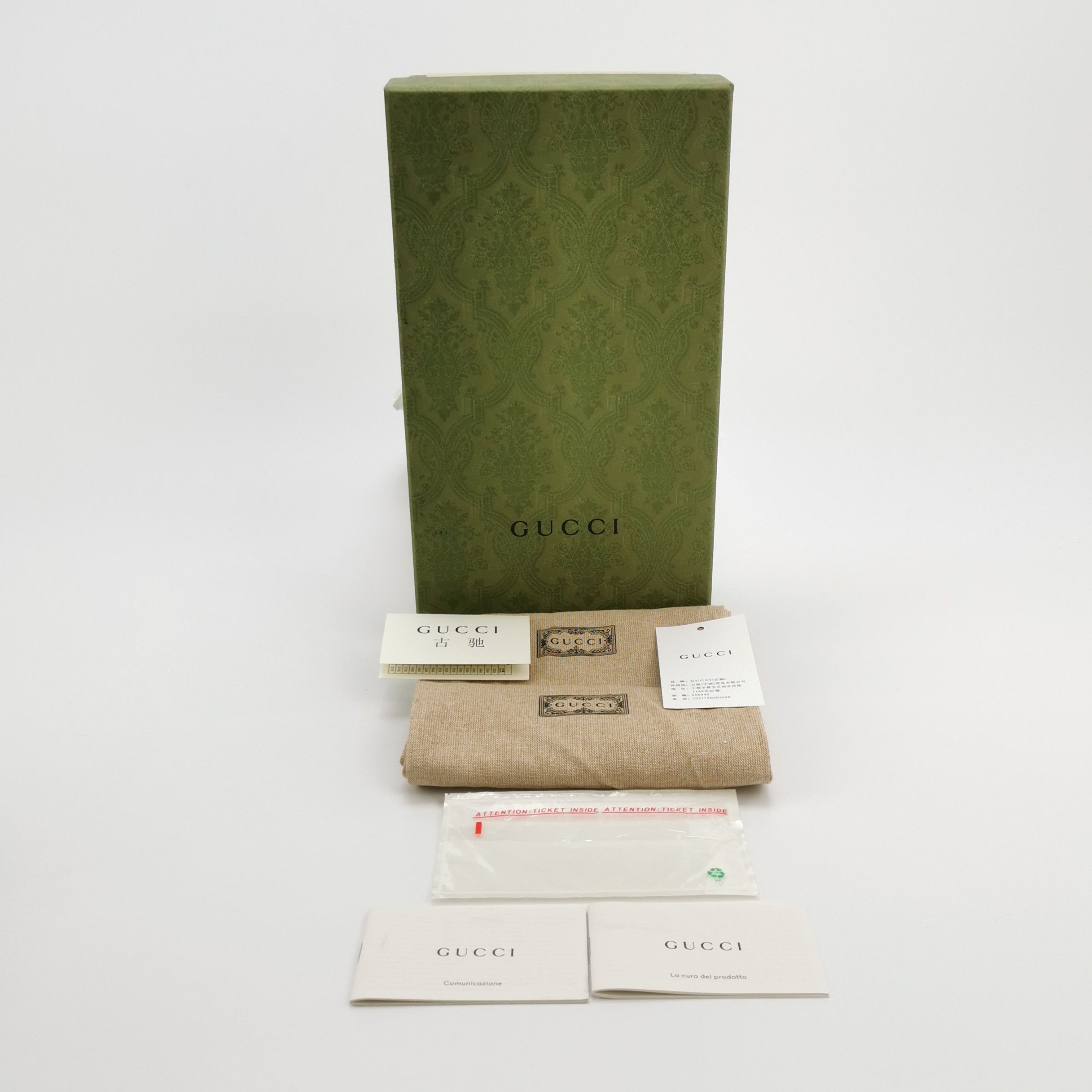 Gucci Gucci Women 6-5 Flats Size US 6.5 / IT 36.5 - 6 Thumbnail