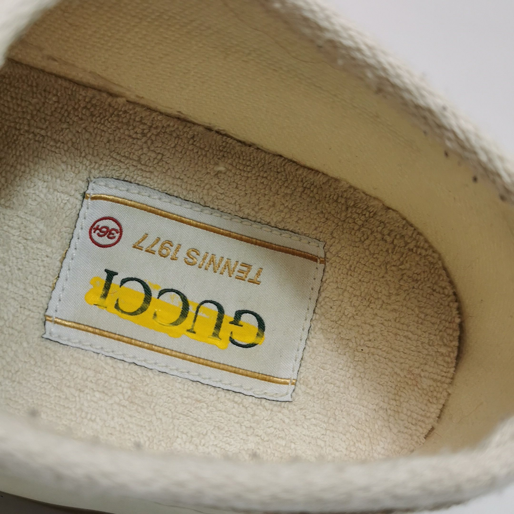 Gucci Gucci Women 6-5 Lowtop Sneakers Size US 6.5 / IT 36.5 - 12 Thumbnail