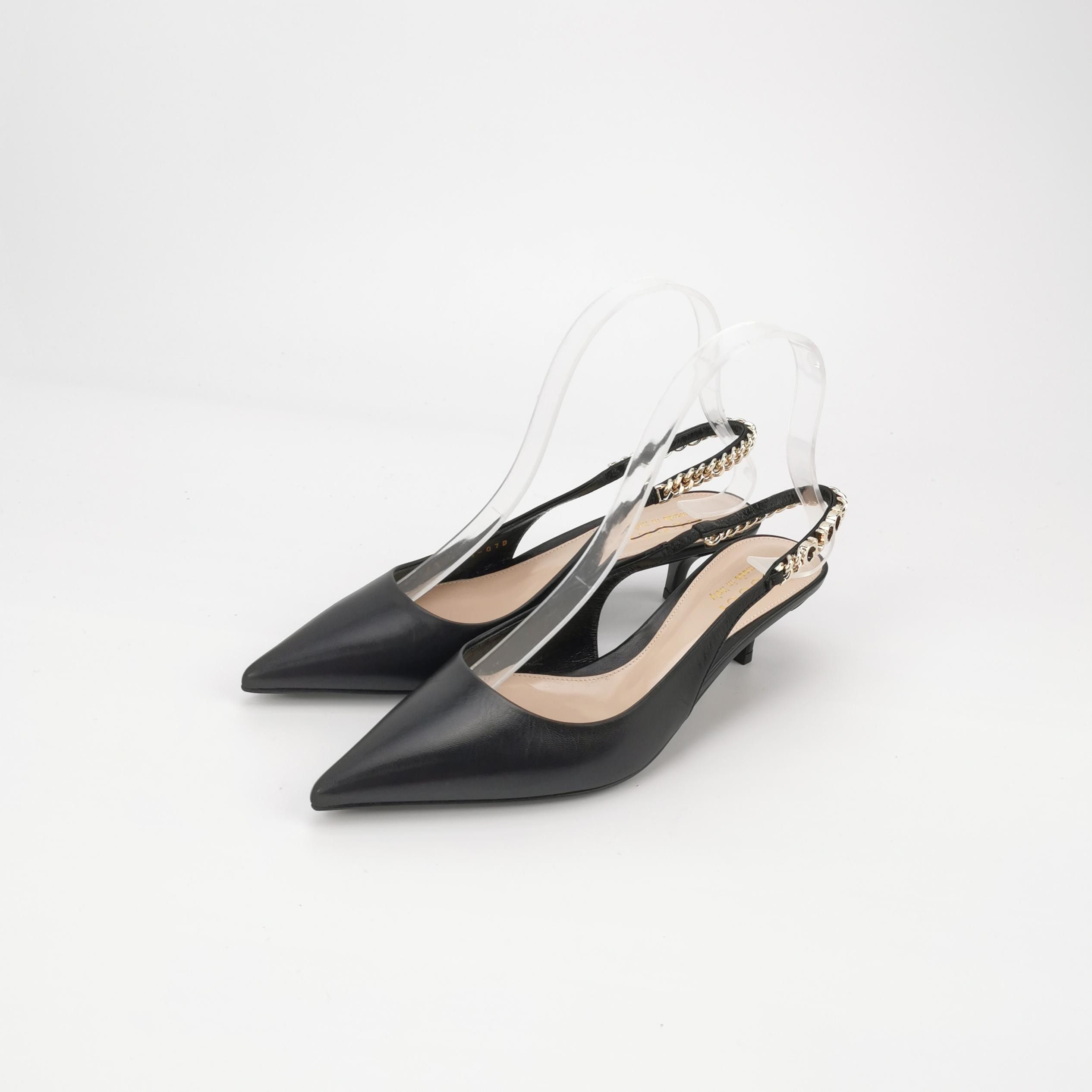 Gucci Gucci Women 5-5 Flats Size US 5.5 / IT 35.5 - 2 Thumbnail