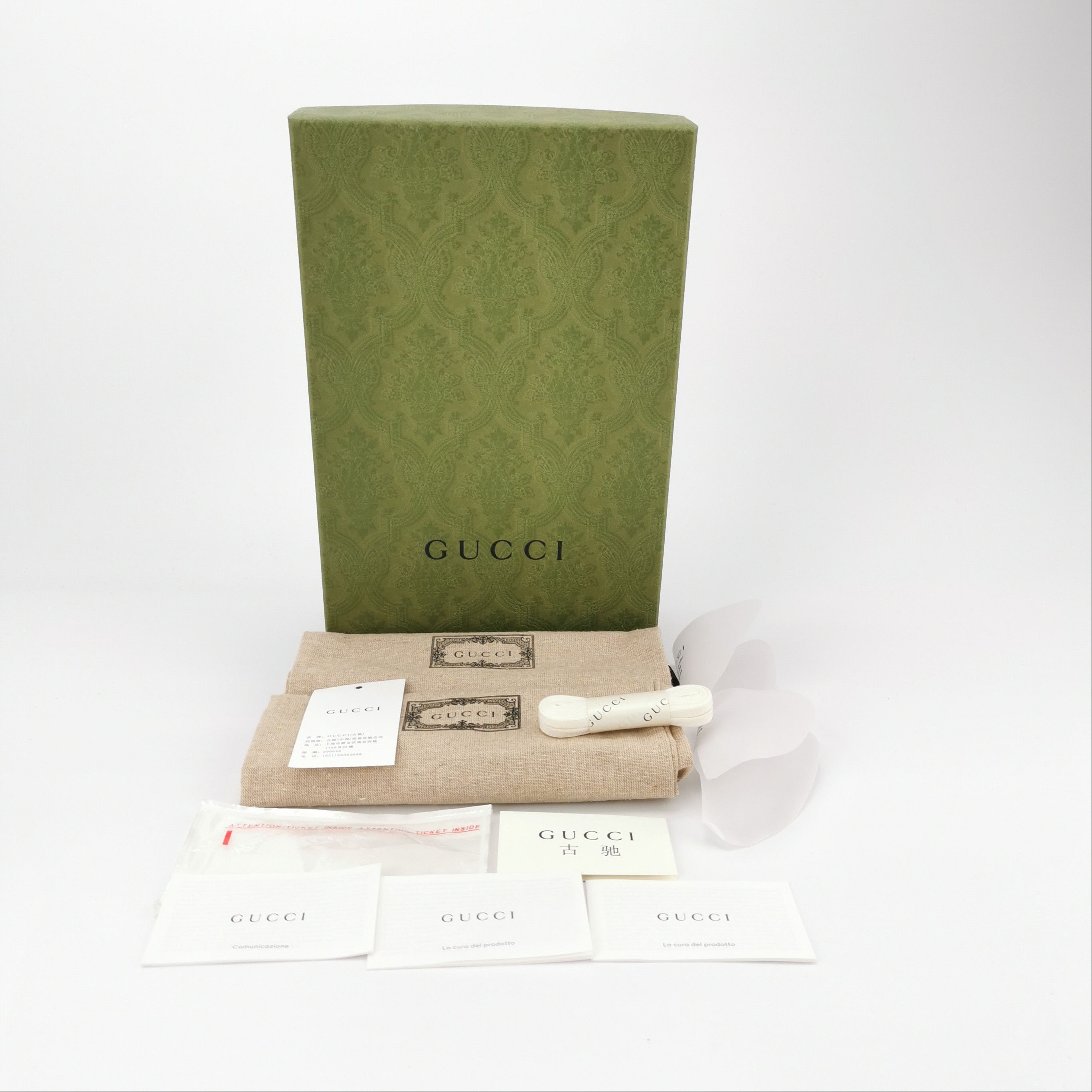Gucci Gucci Women 5-5 Lowtop Sneakers Size US 5.5 / IT 35.5 - 6 Thumbnail