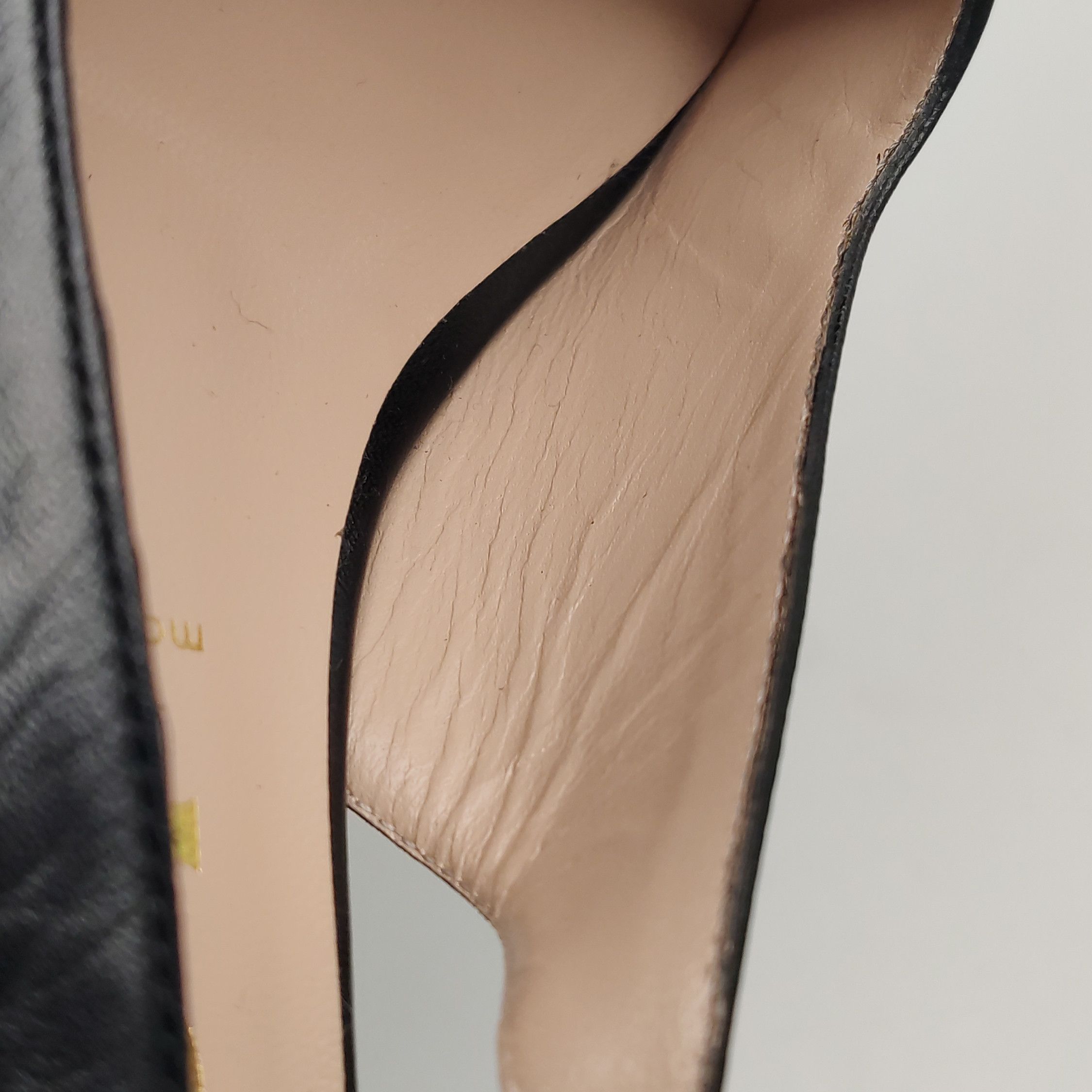 Gucci Gucci Women 9-5 Heels Size US 9.5 / IT 39.5 - 18 Thumbnail