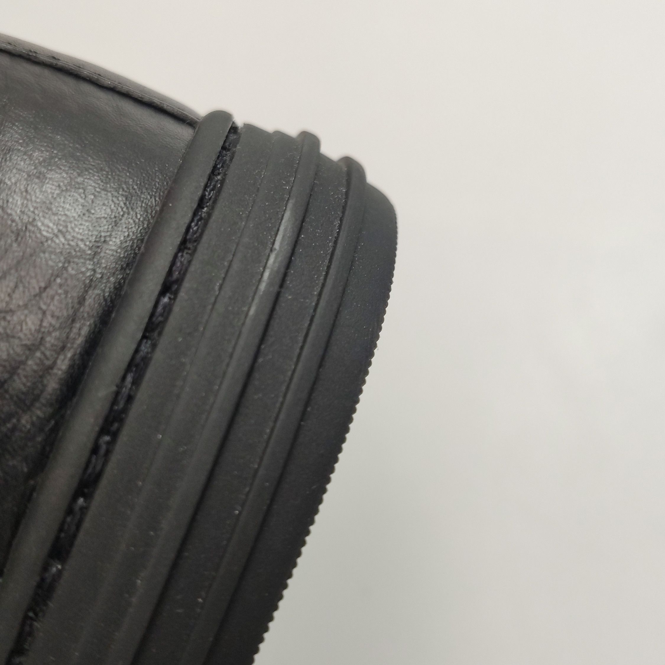 Gucci Gucci Women 7 Lowtop Sneakers Size US 7 / IT 37 - 8 Thumbnail