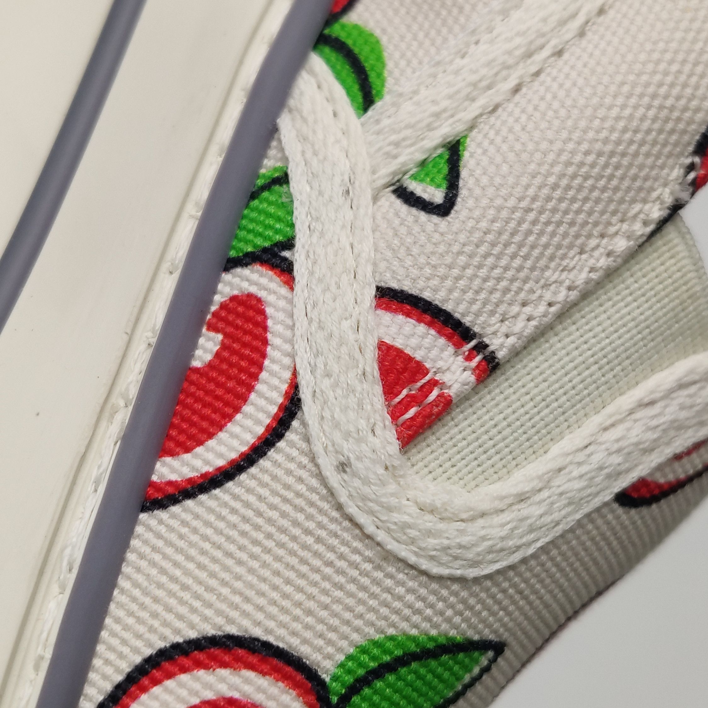 Gucci Gucci Women it_34 Lowtop Sneakers Size US 4 / IT 34 - 8 Thumbnail