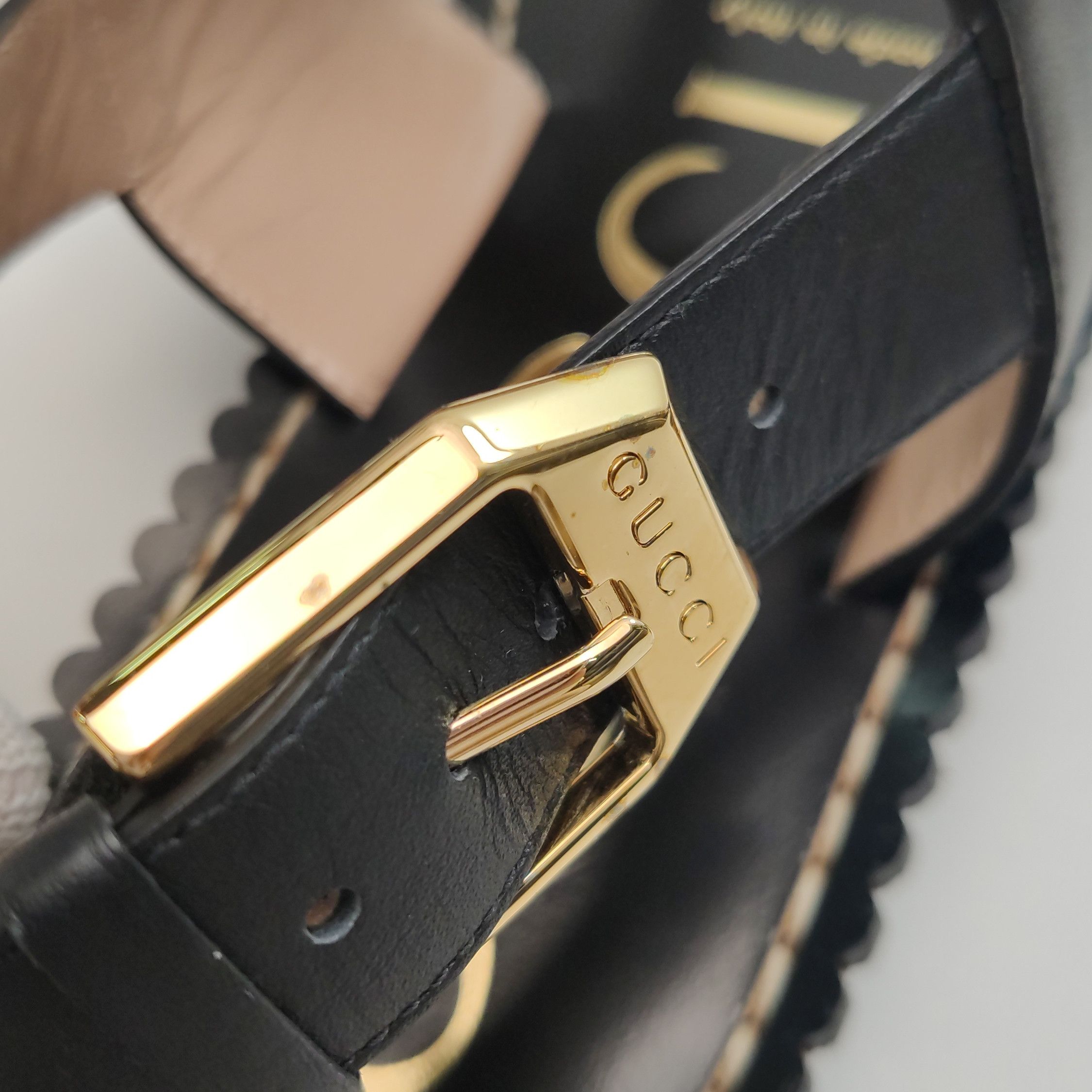 Gucci Gucci Women 7 Sandals Size US 7 / IT 37 - 11 Thumbnail