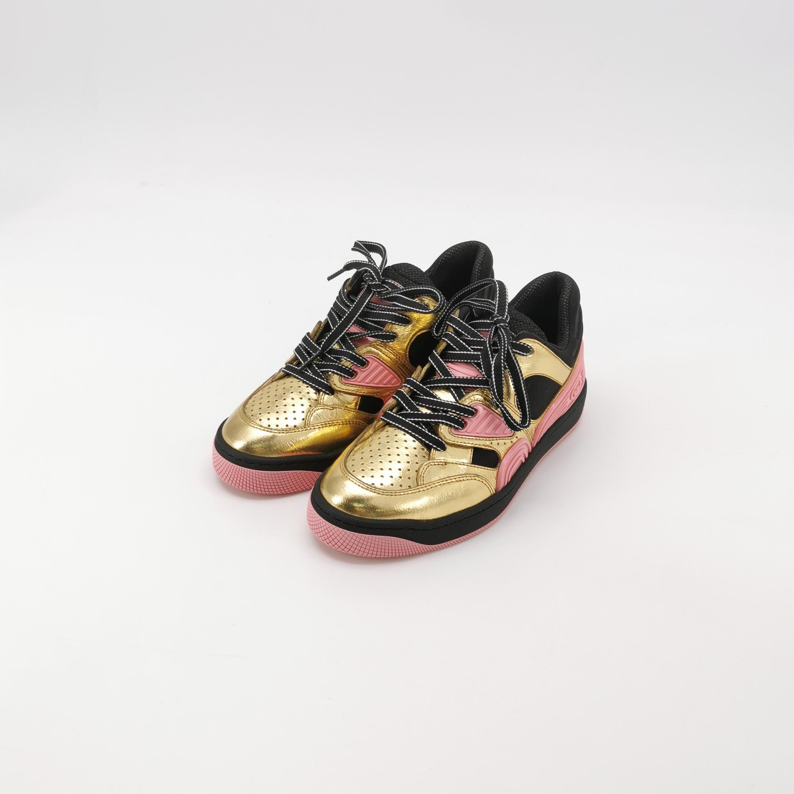 Gucci Gucci Women 5 Lowtop Sneakers Size US 5 / IT 35 - 2 Thumbnail