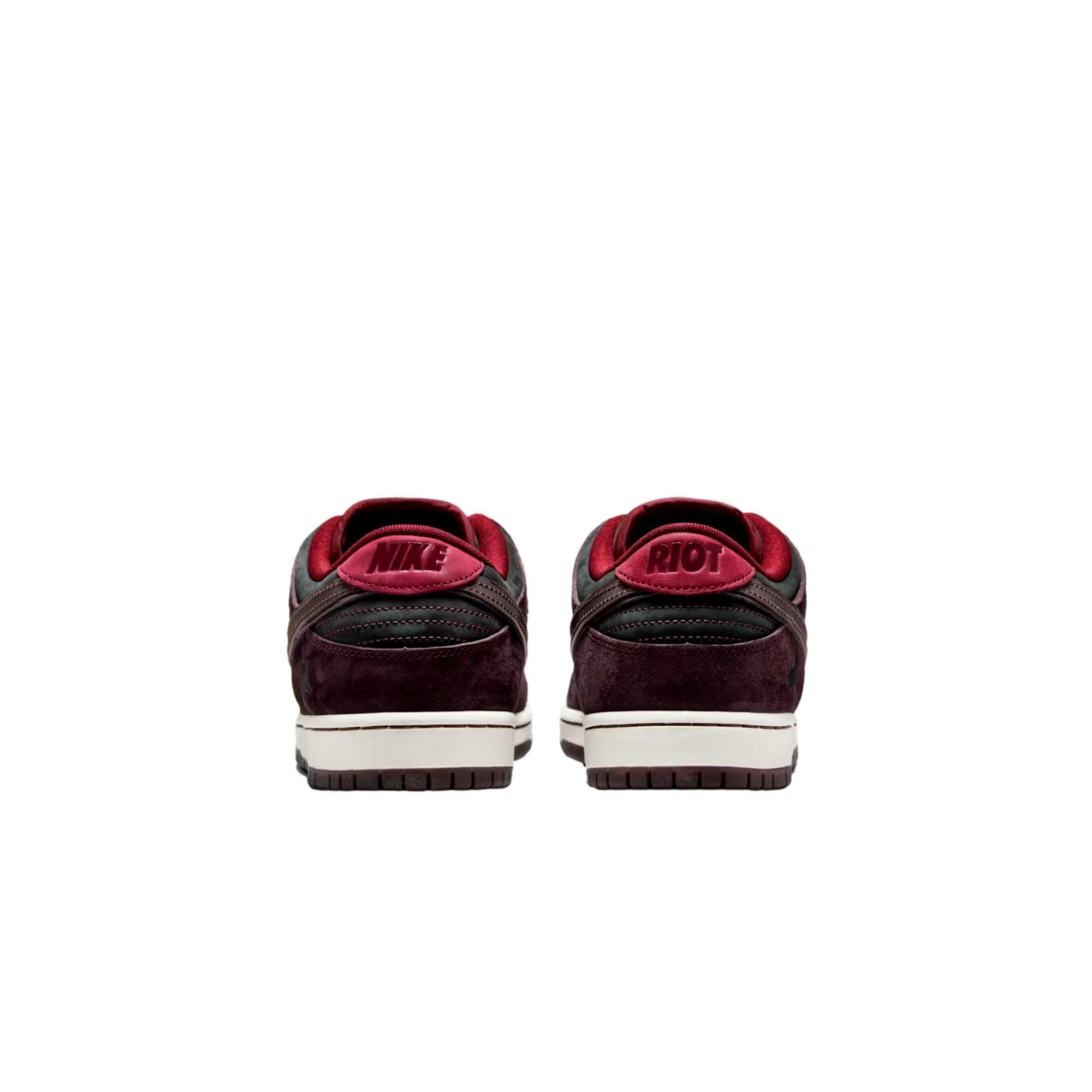 Nike SB Dunk Low Pro QS Mahogany / Dark Beetroot FZ1289-200 Size US 8.5 / EU 41-42 - 4 Thumbnail