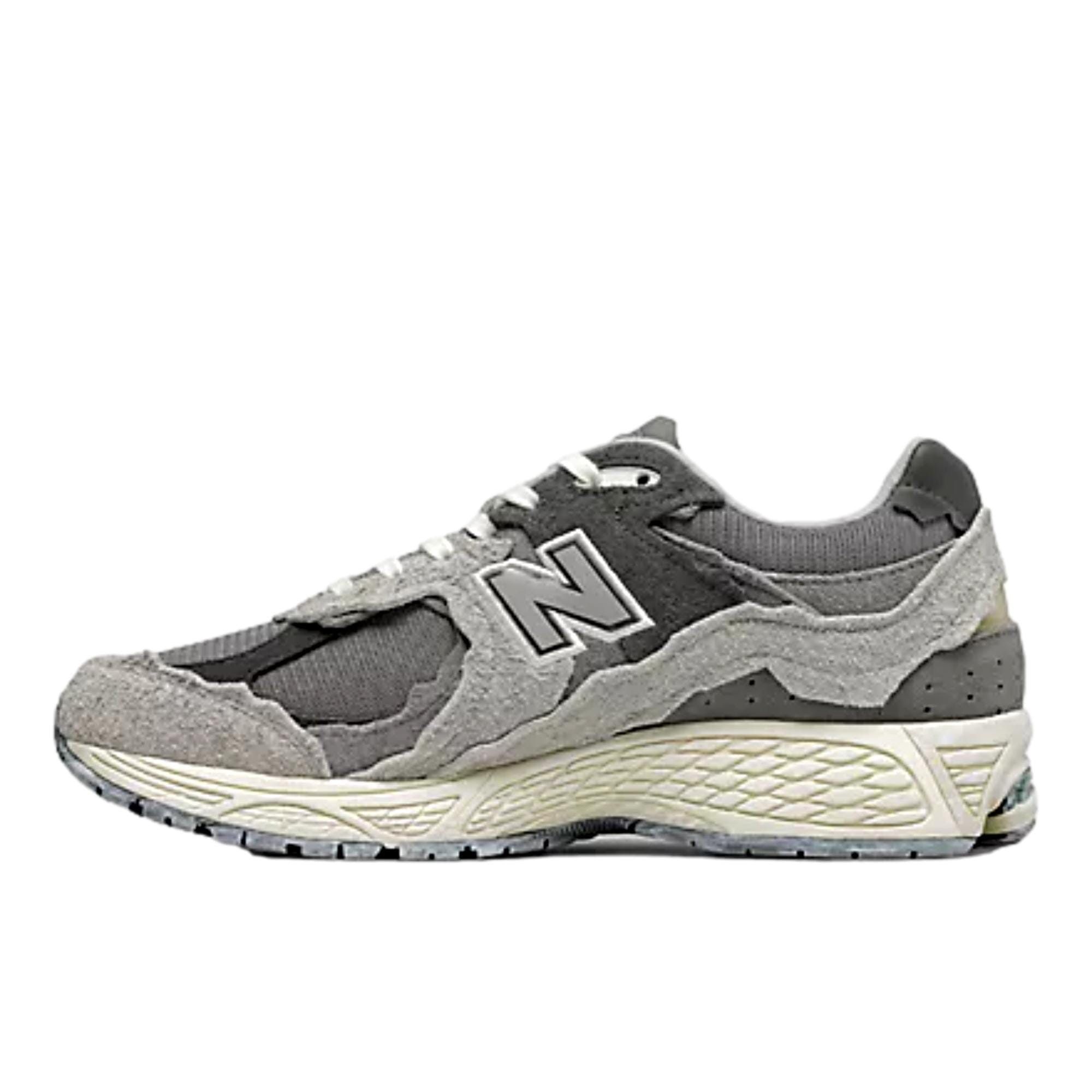 New Balance 2002R Rain Cloud / Grey M2002RDA Size US 9 / EU 42 - 2 Thumbnail