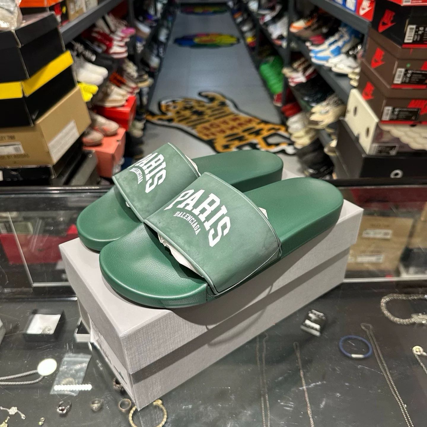 Balenciaga Balenciaga Paris Green Slides US 11 Size US 11 / EU 44 - 2 Thumbnail