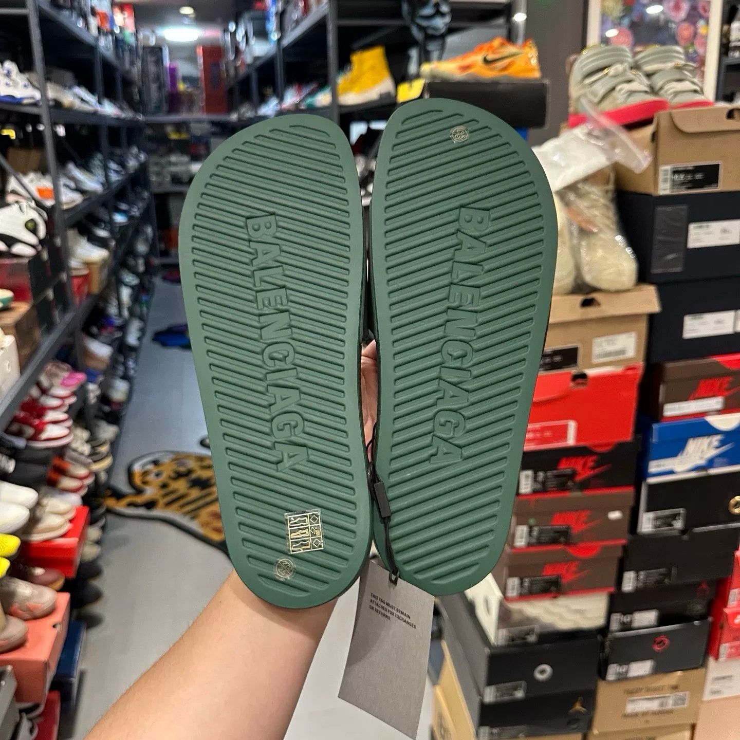 Balenciaga Balenciaga Paris Green Slides US 11 Size US 11 / EU 44 - 5 Thumbnail