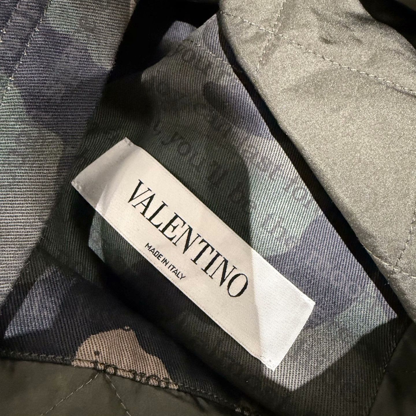 Valentino Valentino Camouflage Embroidered Jacket Size M Size US M / EU 48-50 / 2 - 6 Thumbnail