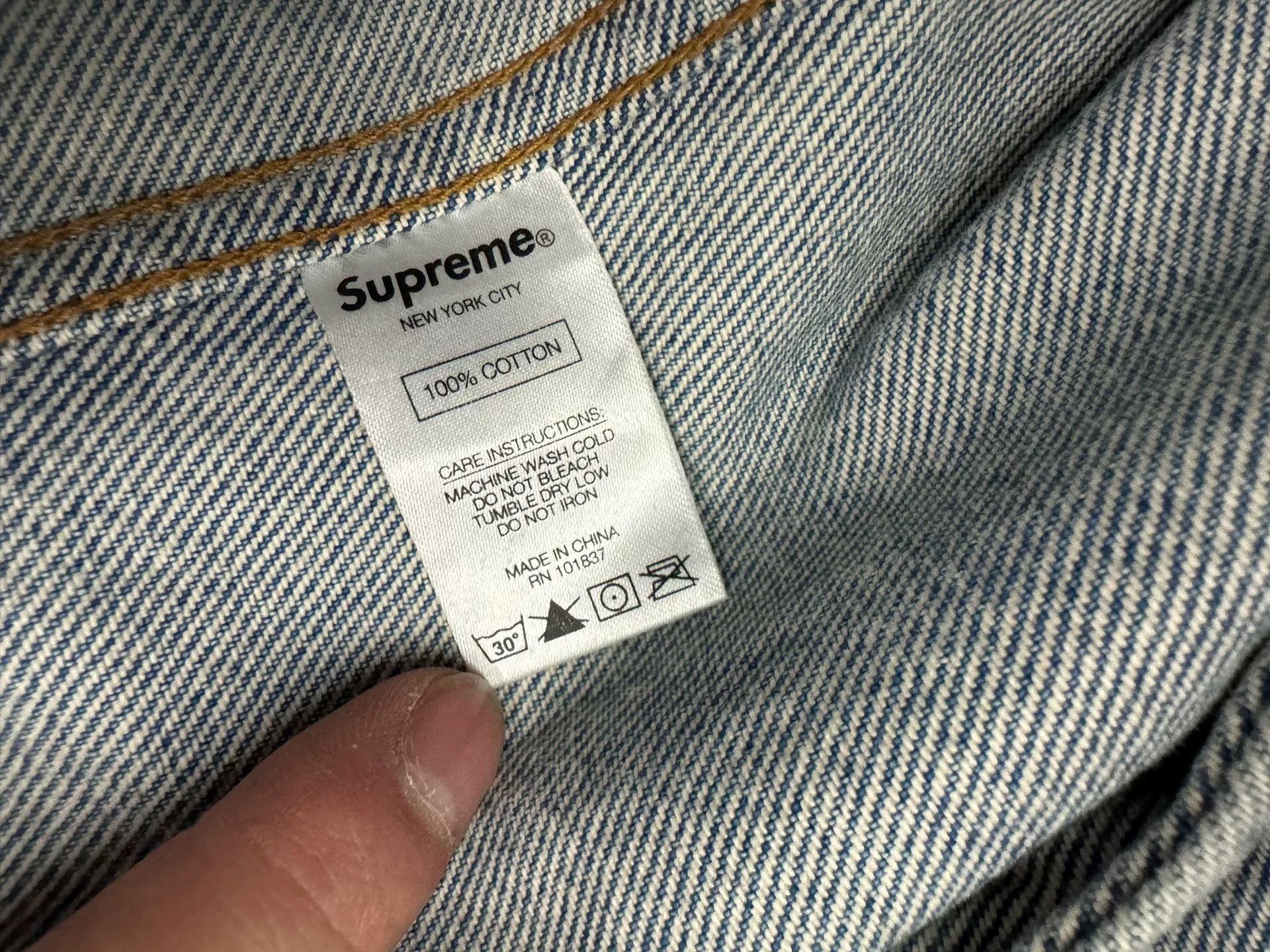 Supreme Supreme NYC Skyline Denim Jacket Size S Size US S / EU 44-46 / 1 - 5 Thumbnail