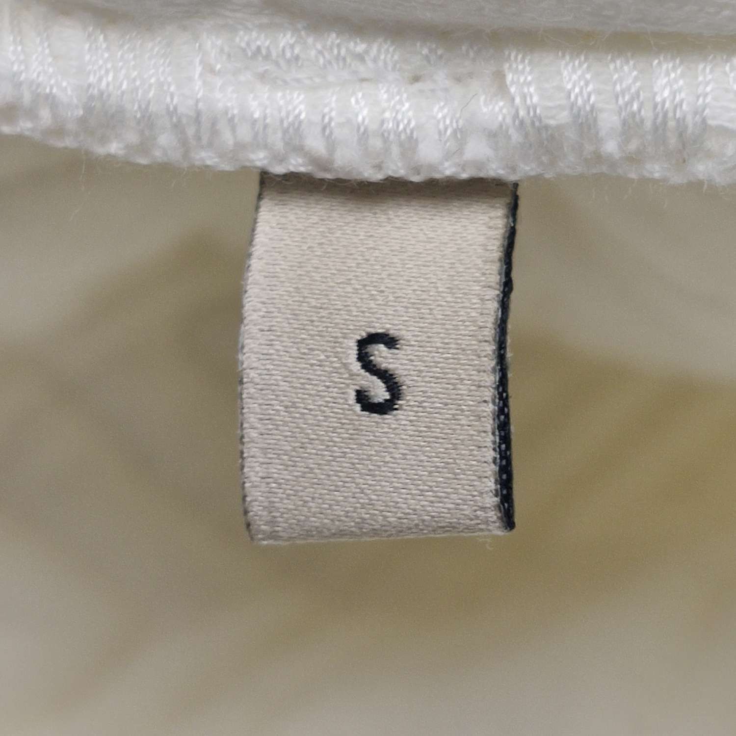 Gucci Gucci Quilted Logo Sweatshirt Size S Size US S / EU 44-46 / 1 - 7 Thumbnail