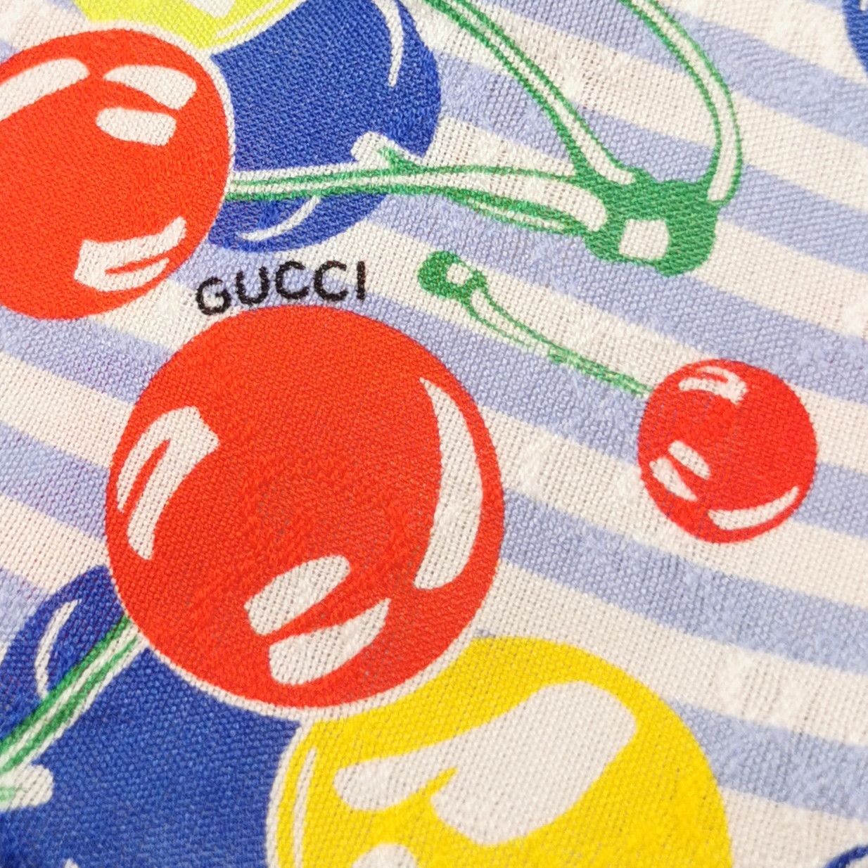 Gucci Gucci Cherry Print Shorts Size 38 Size 26" / US 2 / IT 38 - 3 Thumbnail