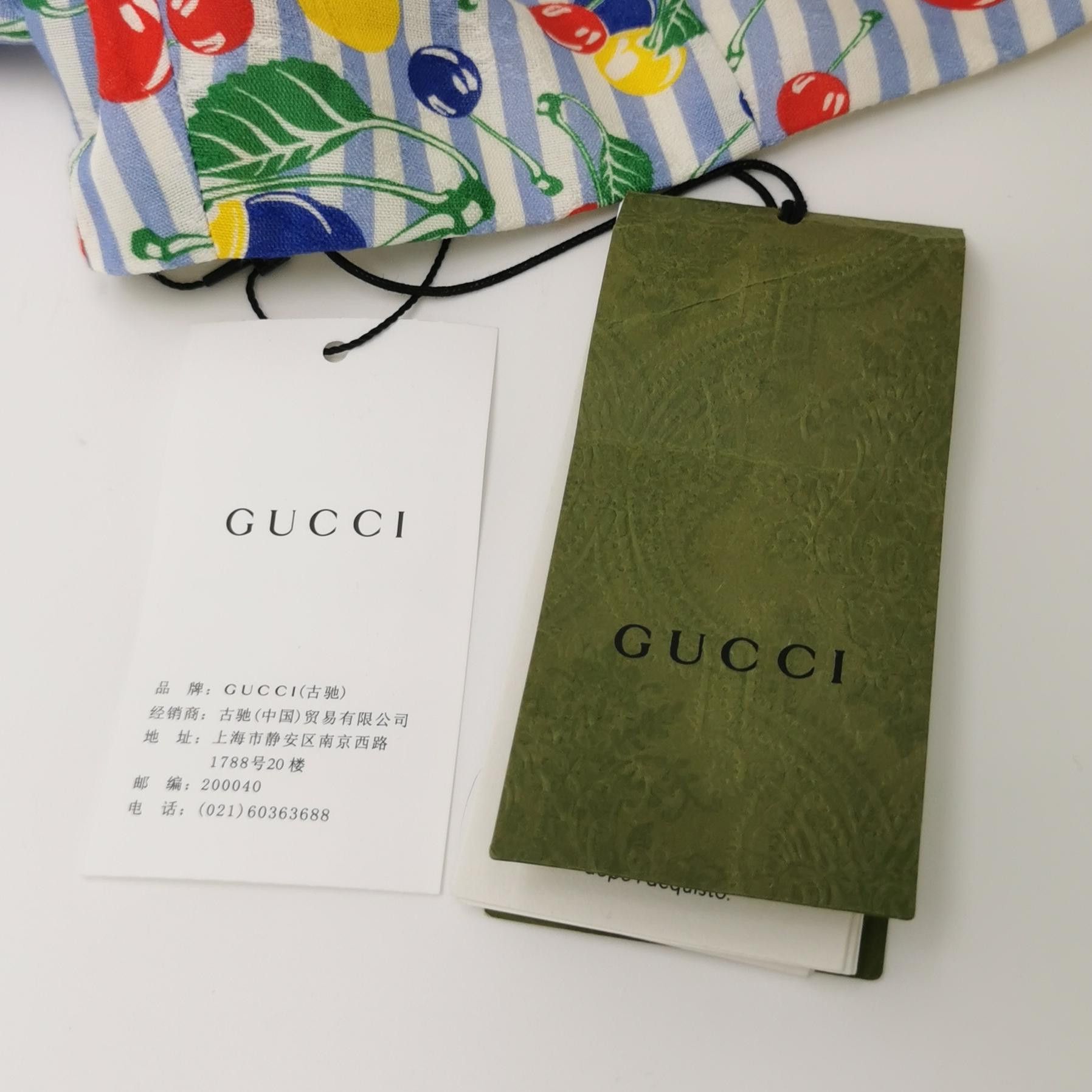 Gucci Gucci Cherry Print Shorts Size 38 Size 26" / US 2 / IT 38 - 4 Thumbnail