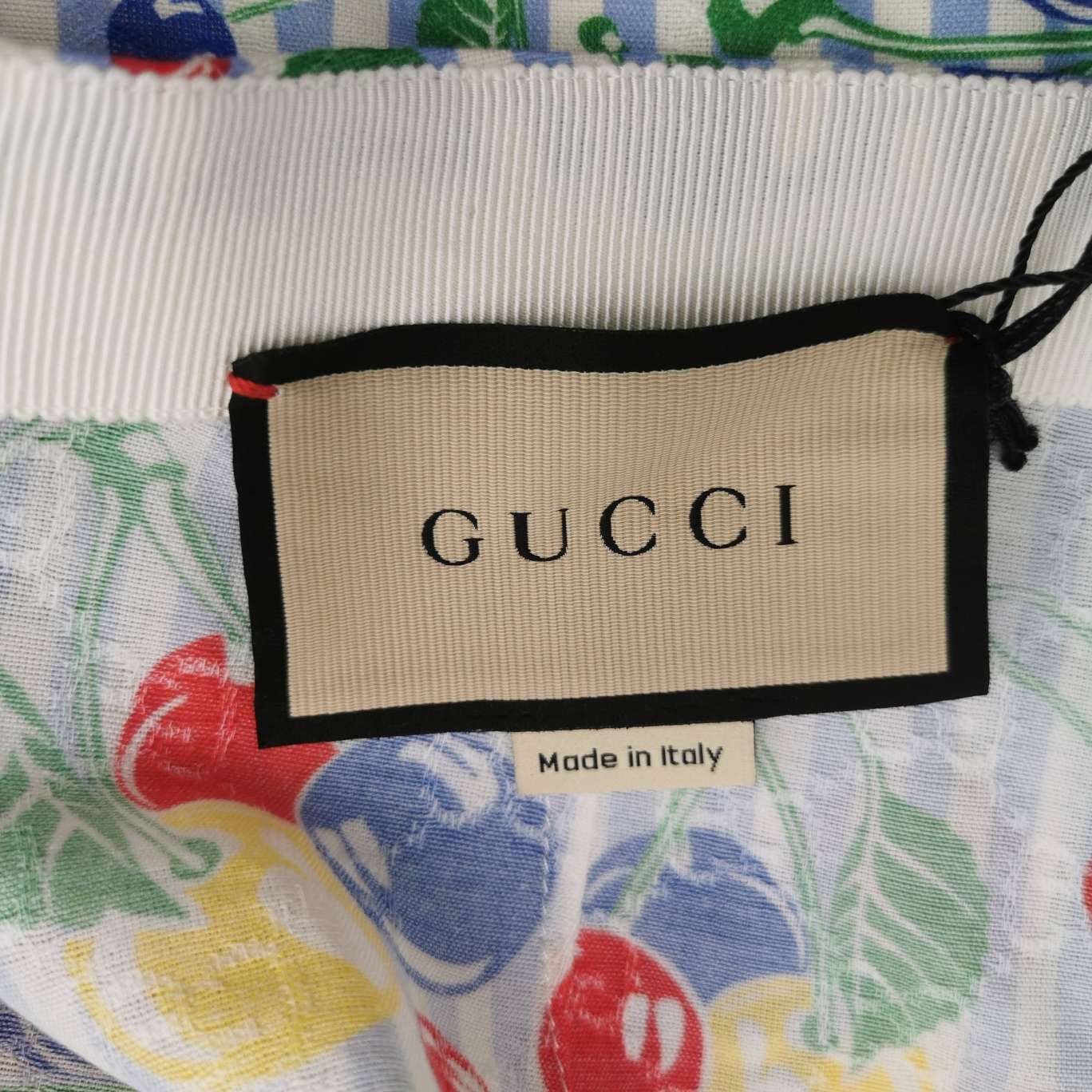 Gucci Gucci Cherry Print Shorts Size 38 Size 26" / US 2 / IT 38 - 5 Thumbnail