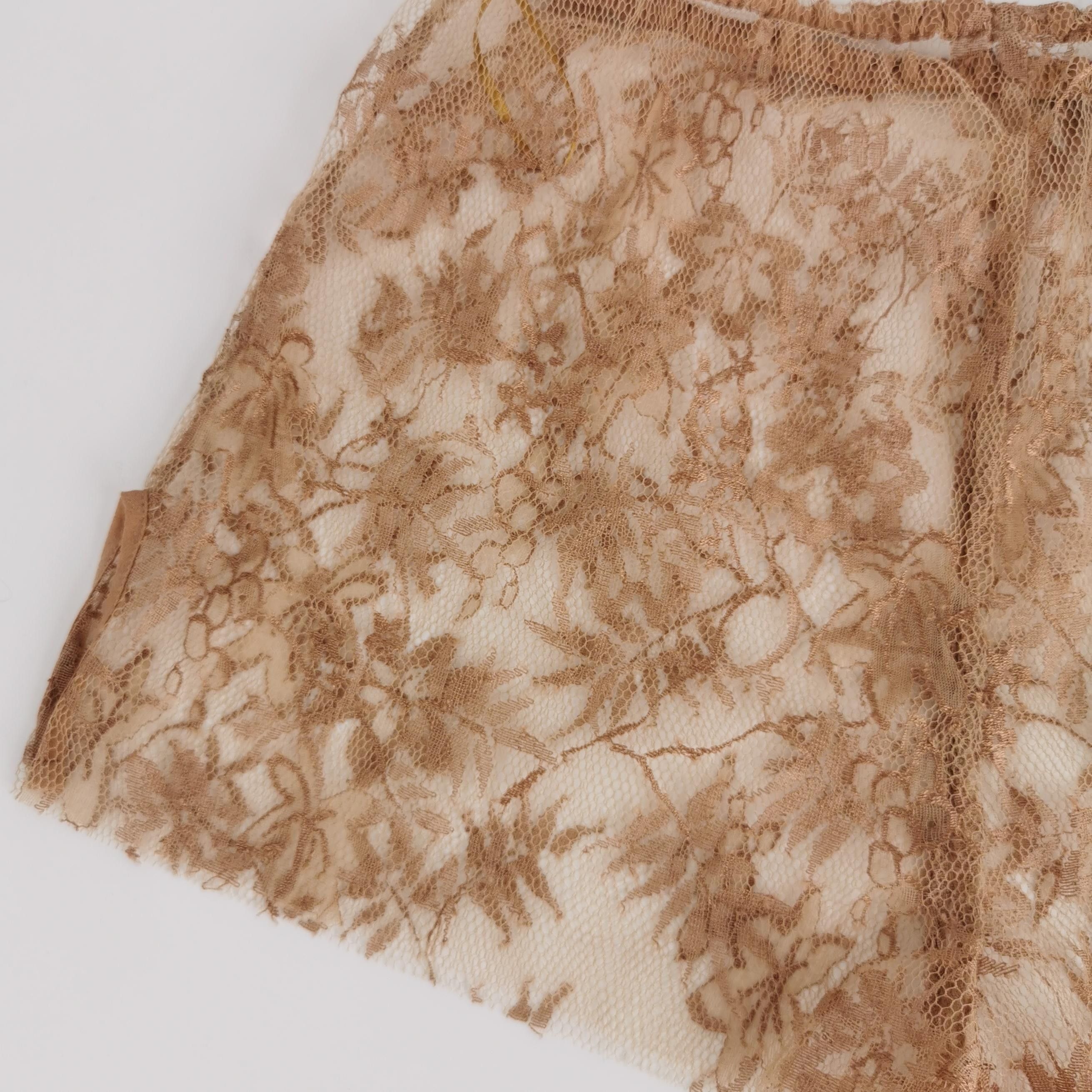 Gucci Gucci Lace Shorts Size IT 38 Size 26" / US 2 / IT 38 - 3 Thumbnail